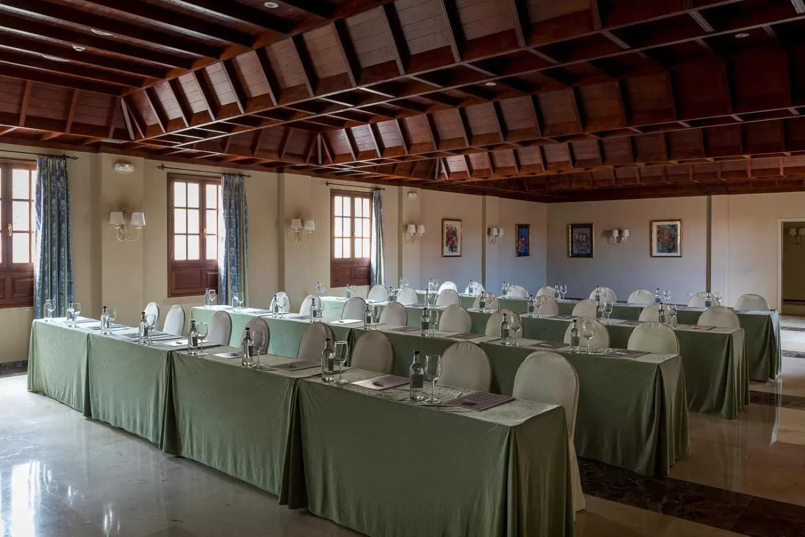 Banquet/Function facilities, Banquet Facilities in Parador de La Palma