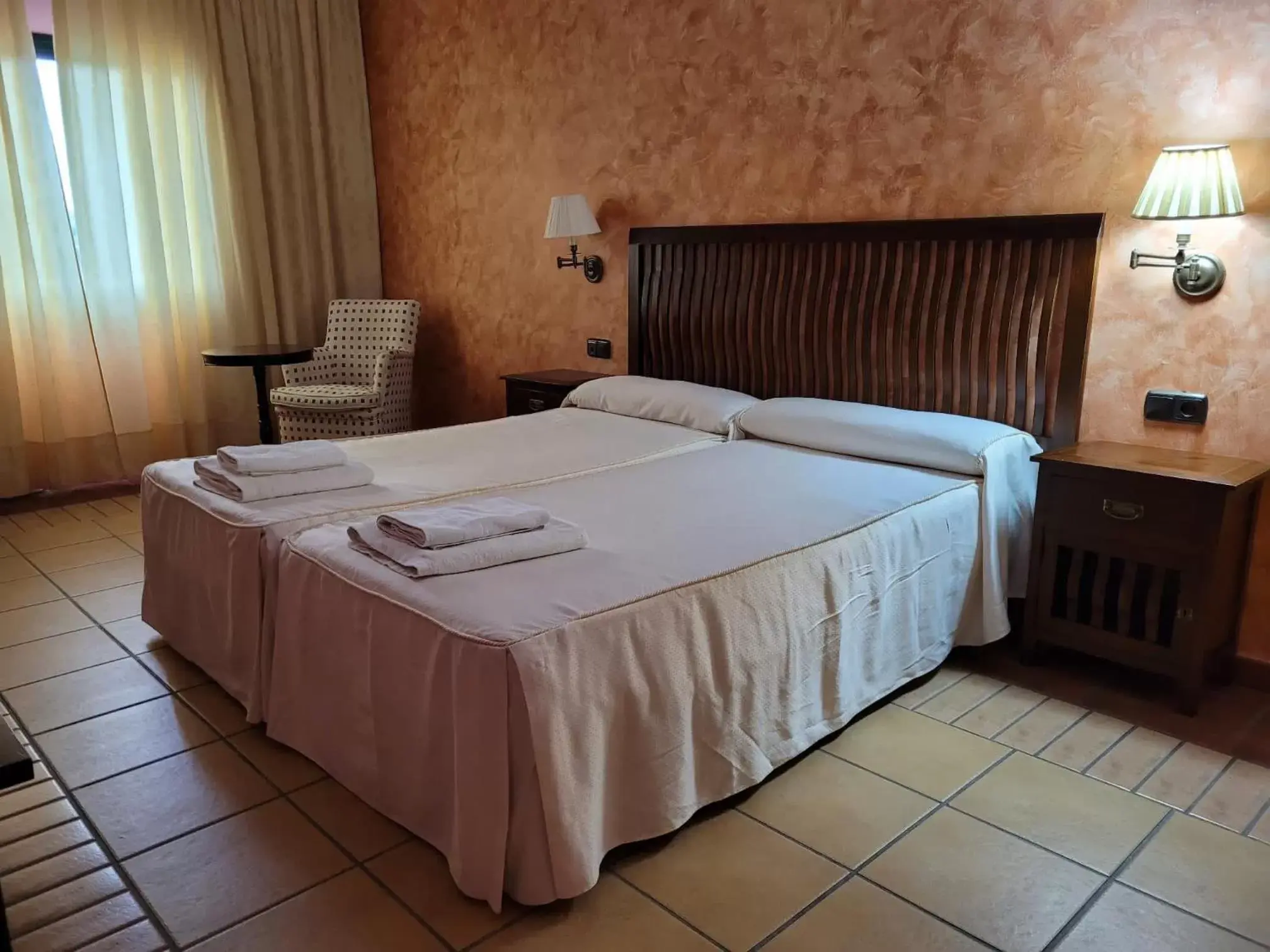 Bedroom, Bed in Hospedium Hotel Doña Mafalda de Castilla