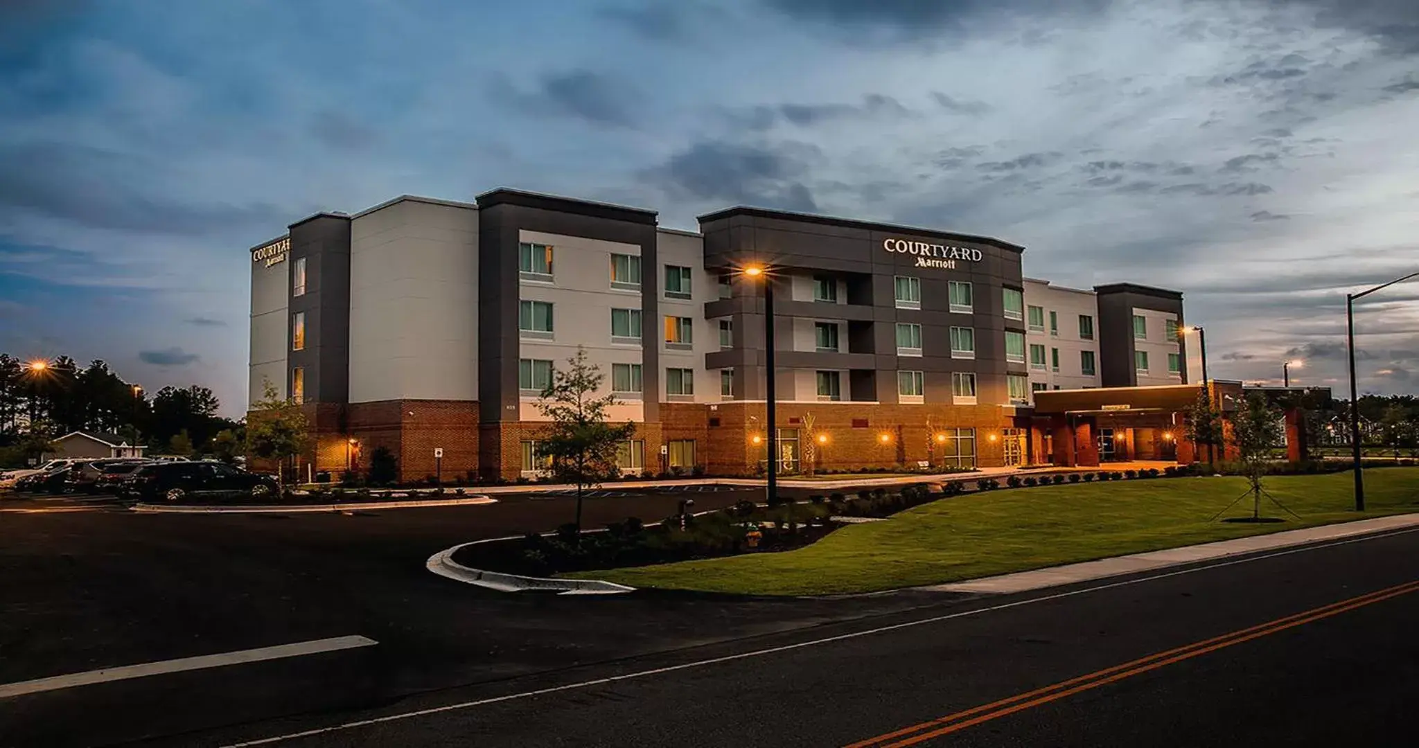 Property Building in Courtyard by Marriott Columbia Cayce