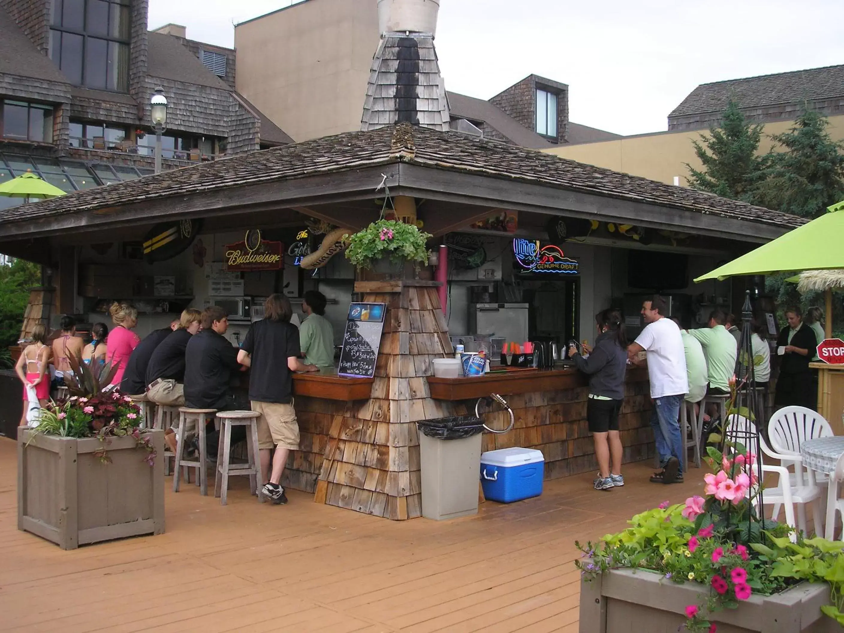 Patio in Arrowwood Resort Hotel and Conference Center - Alexandria