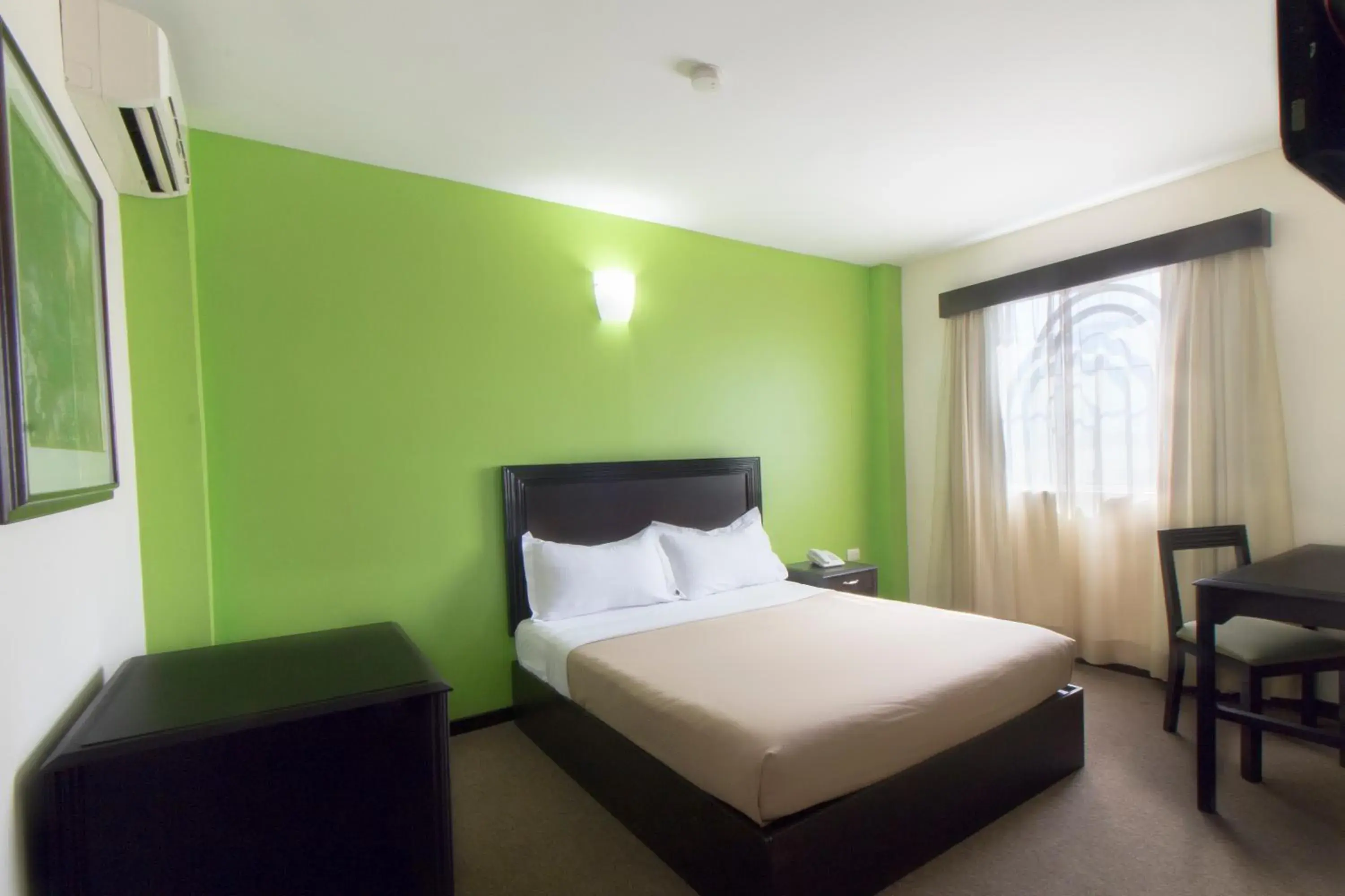 Property building, Bed in CHN Hotel Monterrey Santa Fe