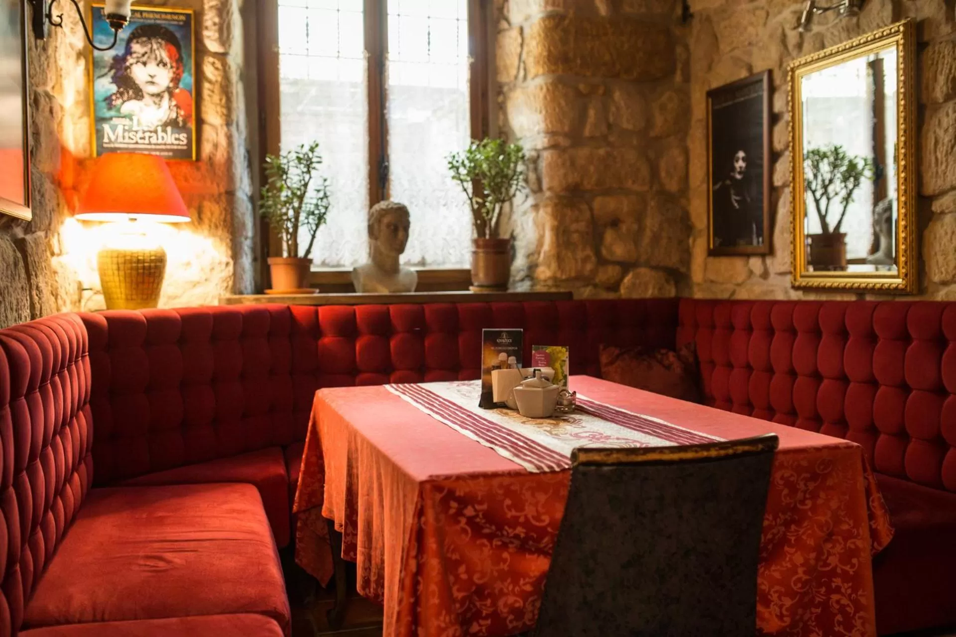 Restaurant/places to eat in Hotel Ambasada Bolesławiec