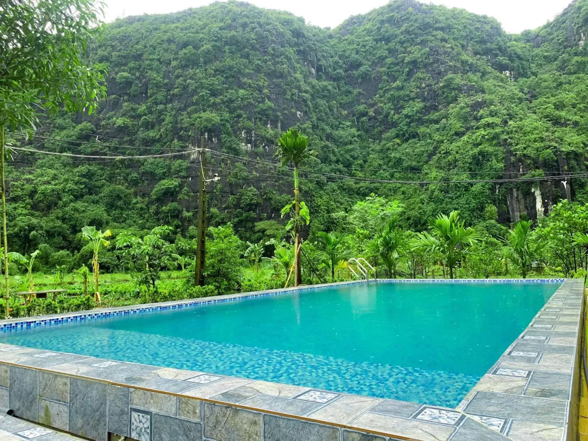 Swimming Pool in Tam Coc Luxury Homestay