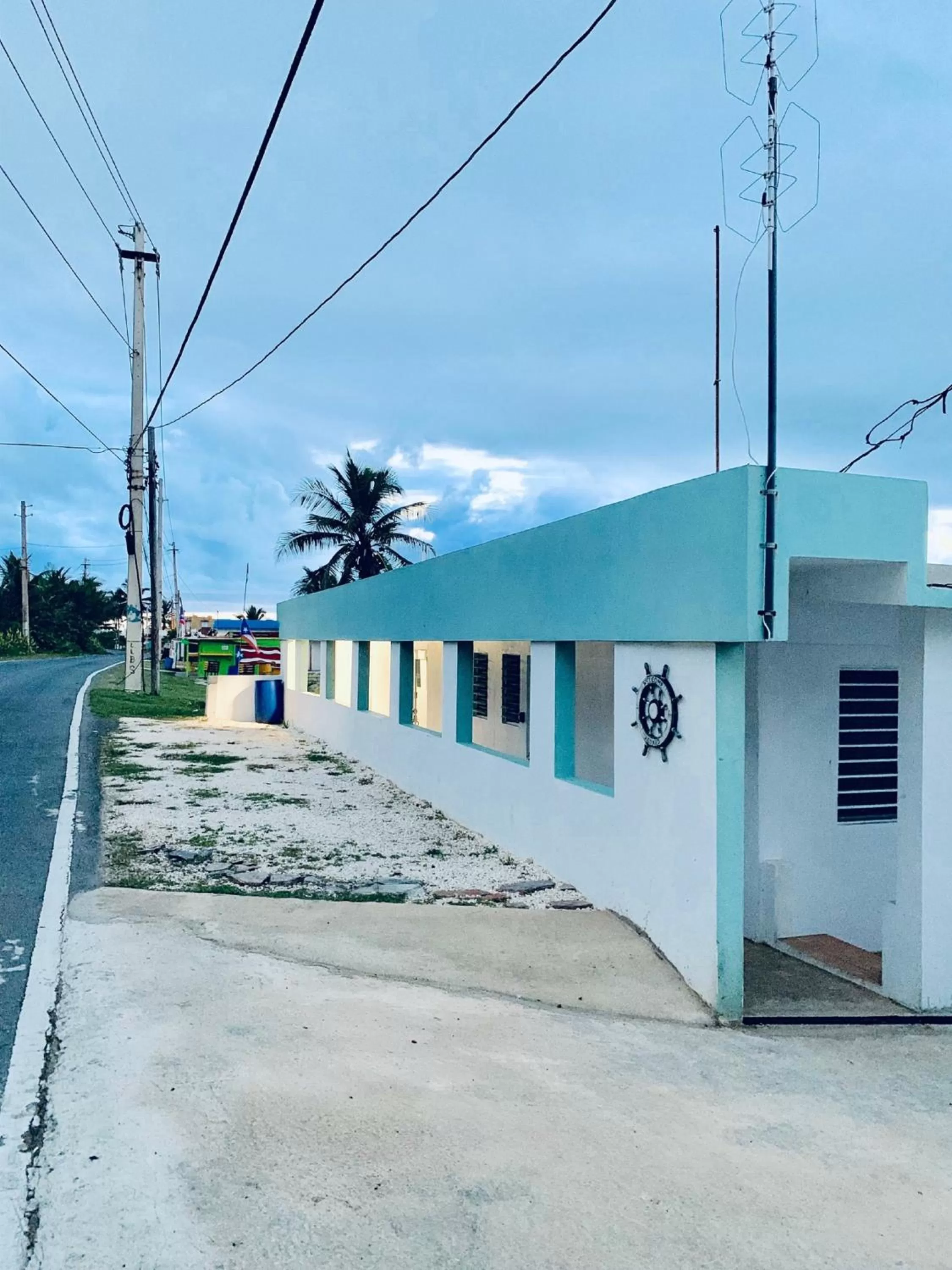 Property Building in Discovery Inn & Suites at 681 Ocean Drive