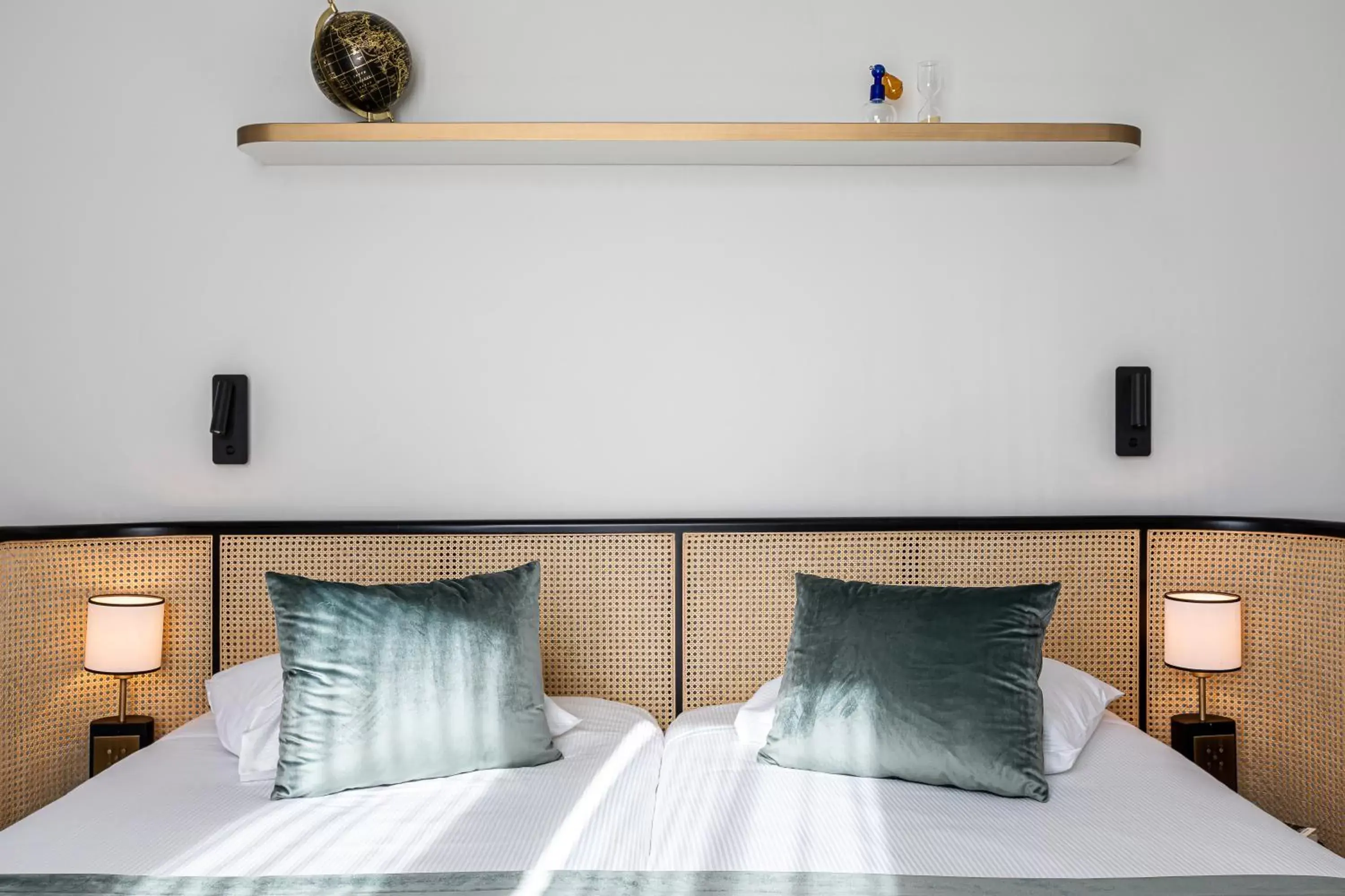 Bedroom, Bed in Hotel Le Friedland Bedroom, Bed in Hotel Le Friedland