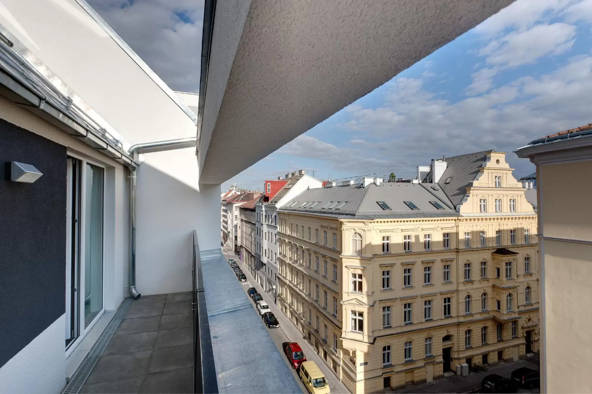 Facade/entrance in MEININGER Hotel Wien Downtown Franz