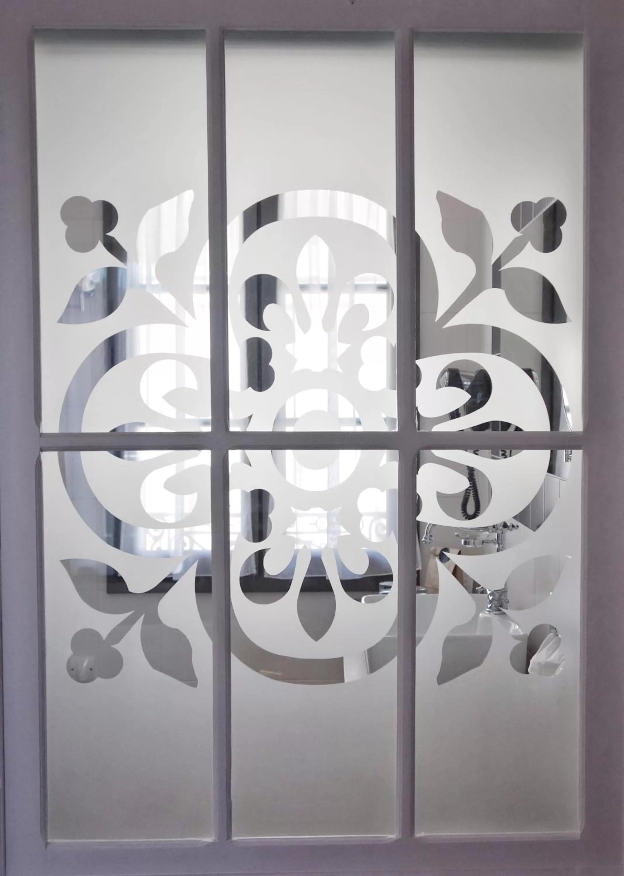 Decorative detail in Hôtel Henri IV