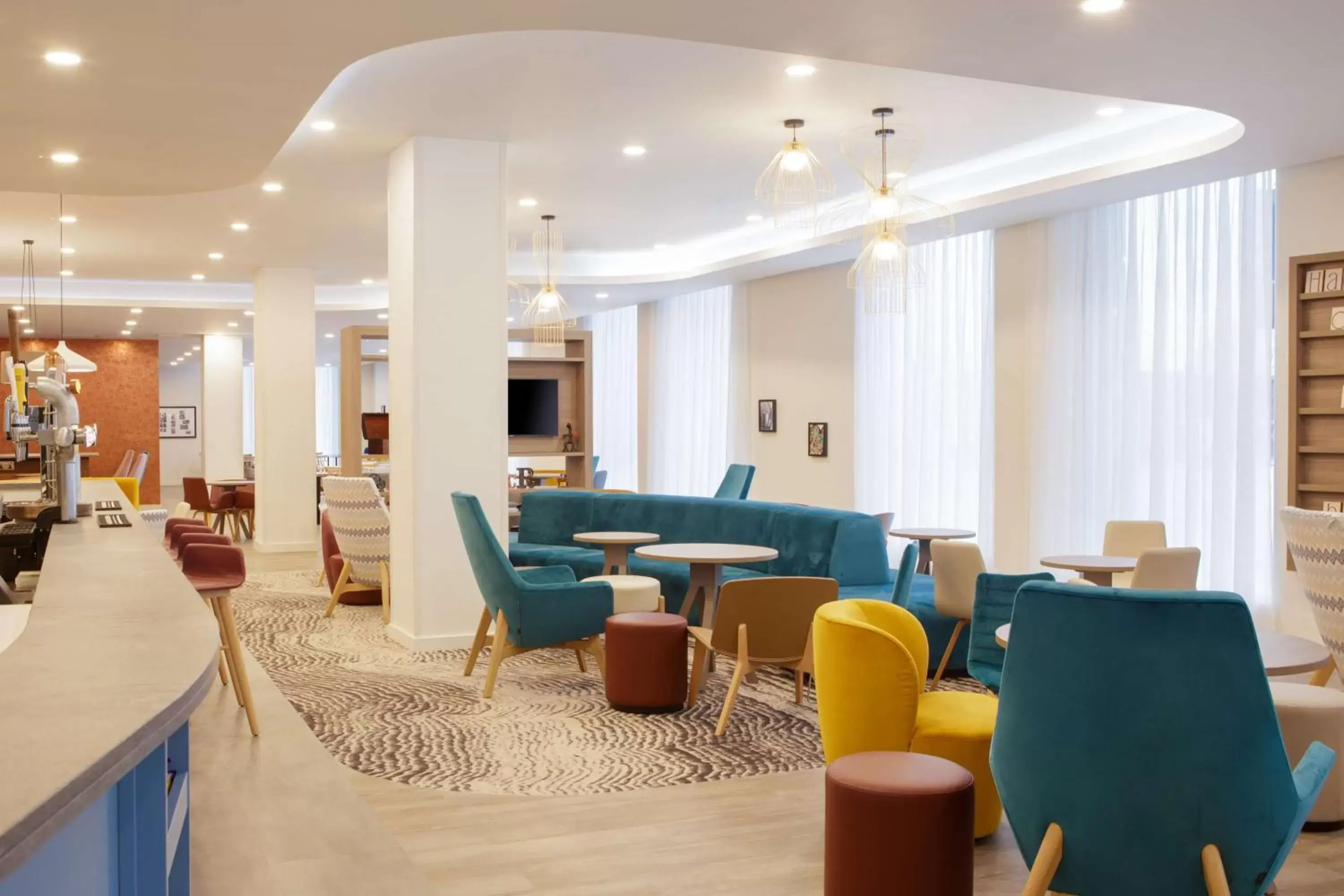 Lounge or bar, Lounge/Bar in Hampton By Hilton Manchester Northern Quarter