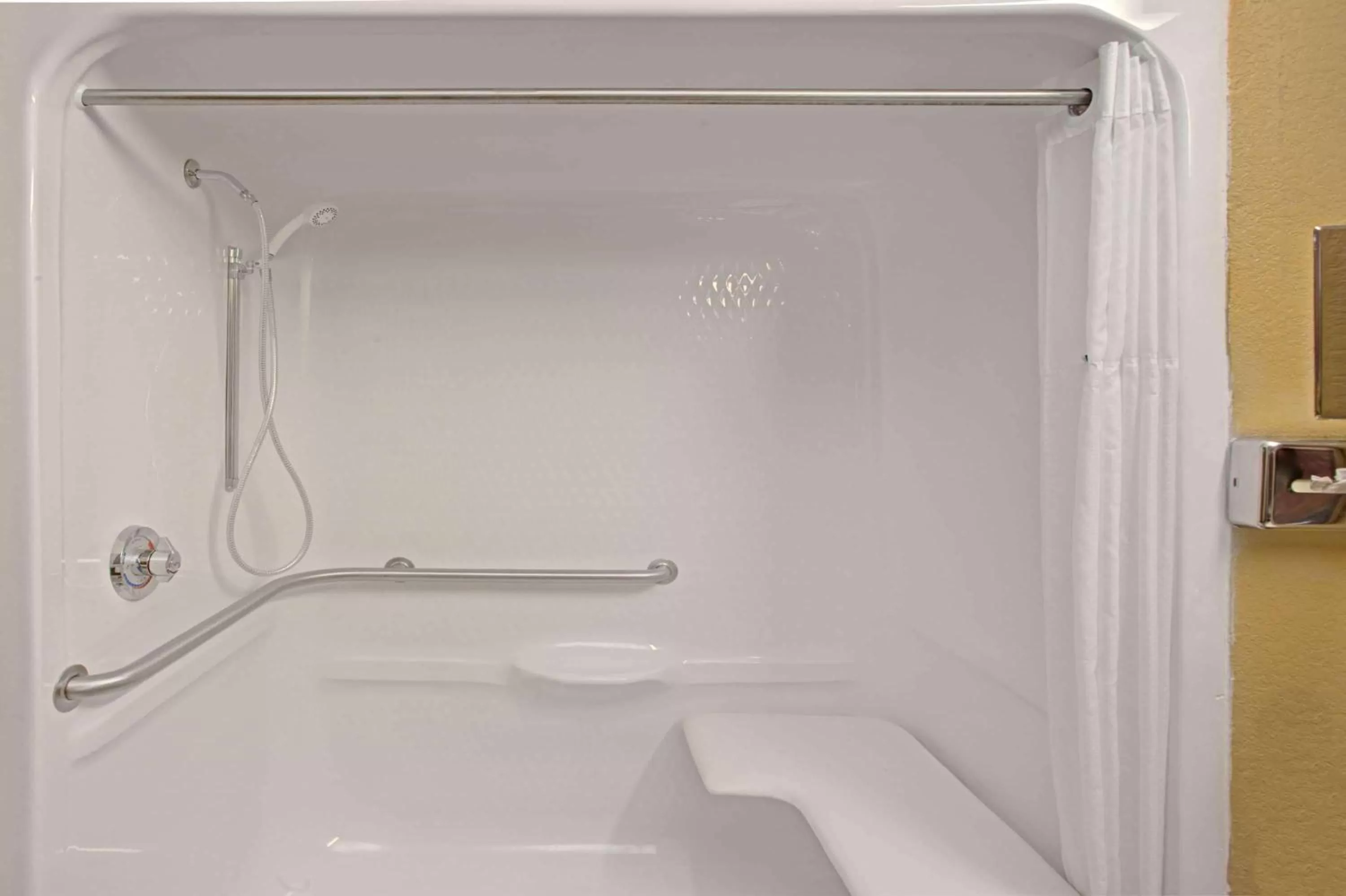 Bathroom in Microtel Inn & Suites - Cartersville