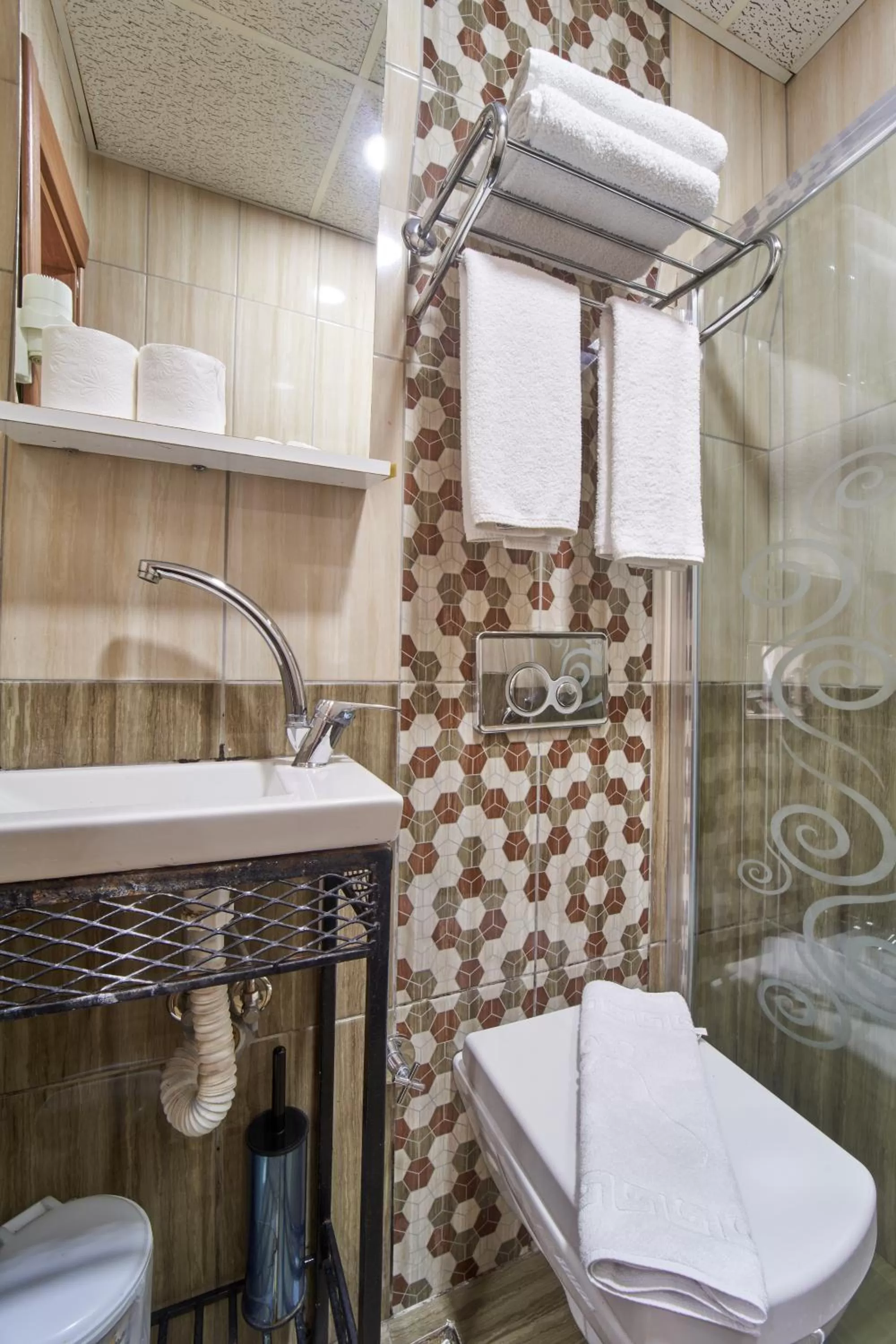 Bathroom in Istanbul Sirkeci Hotel