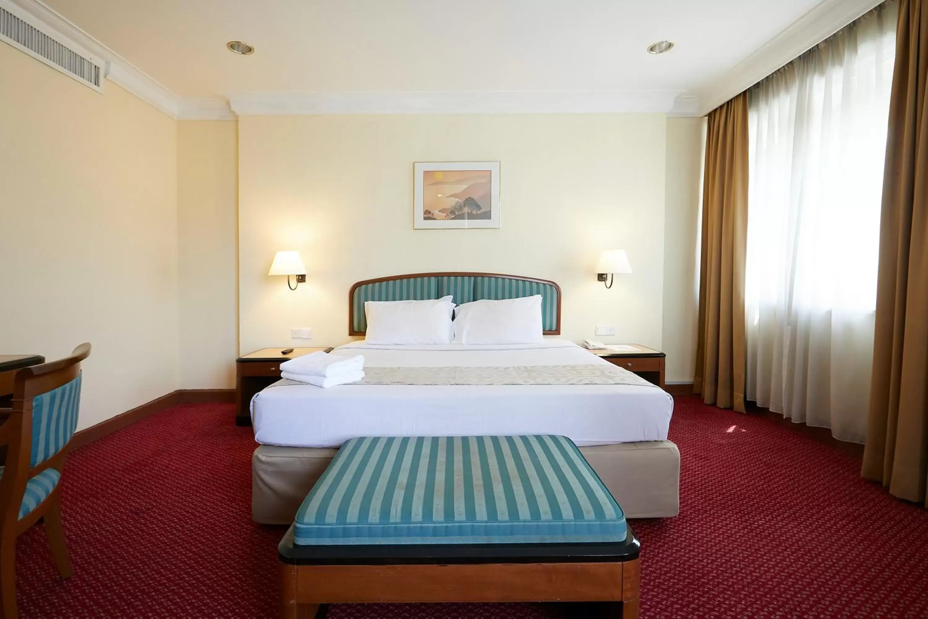 Deluxe Double Room in Grand Pacific Hotel PWTC Deluxe Double Room in Grand Pacific Hotel PWTC