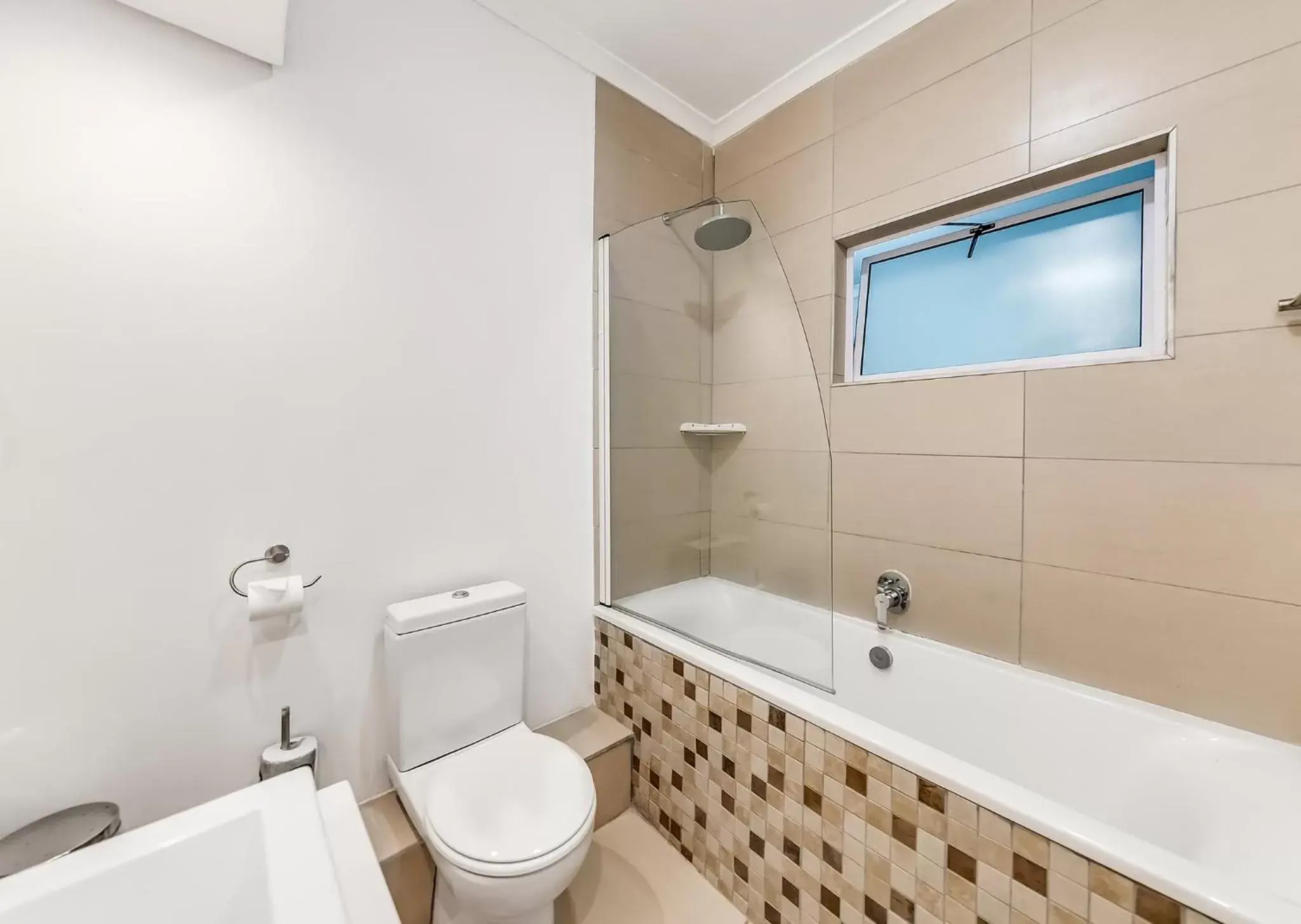 Shower, Bathroom in Blue Marlin Hotel by Dream Resorts