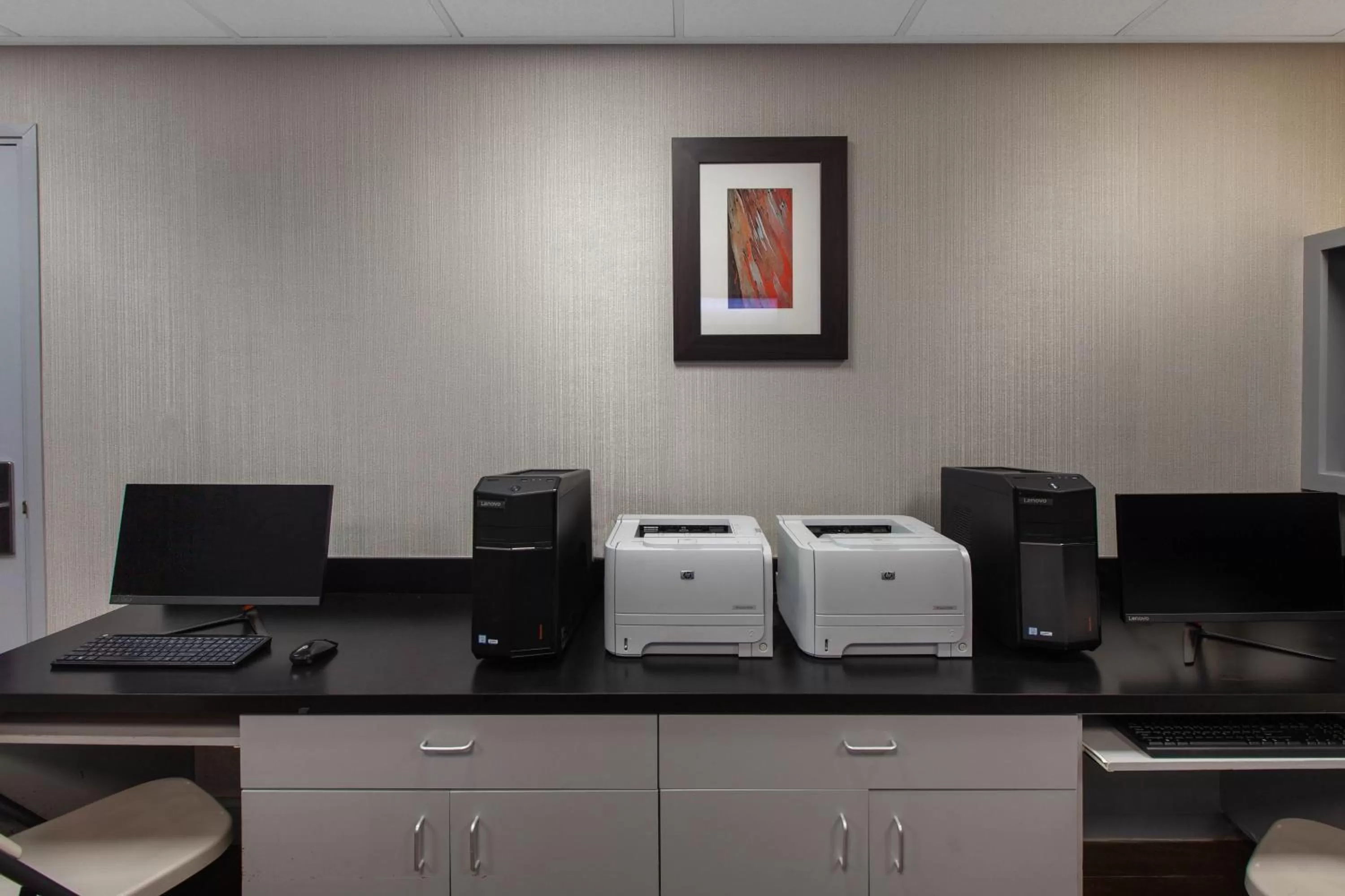 Business facilities in Wingate by Wyndham Oklahoma City Airport