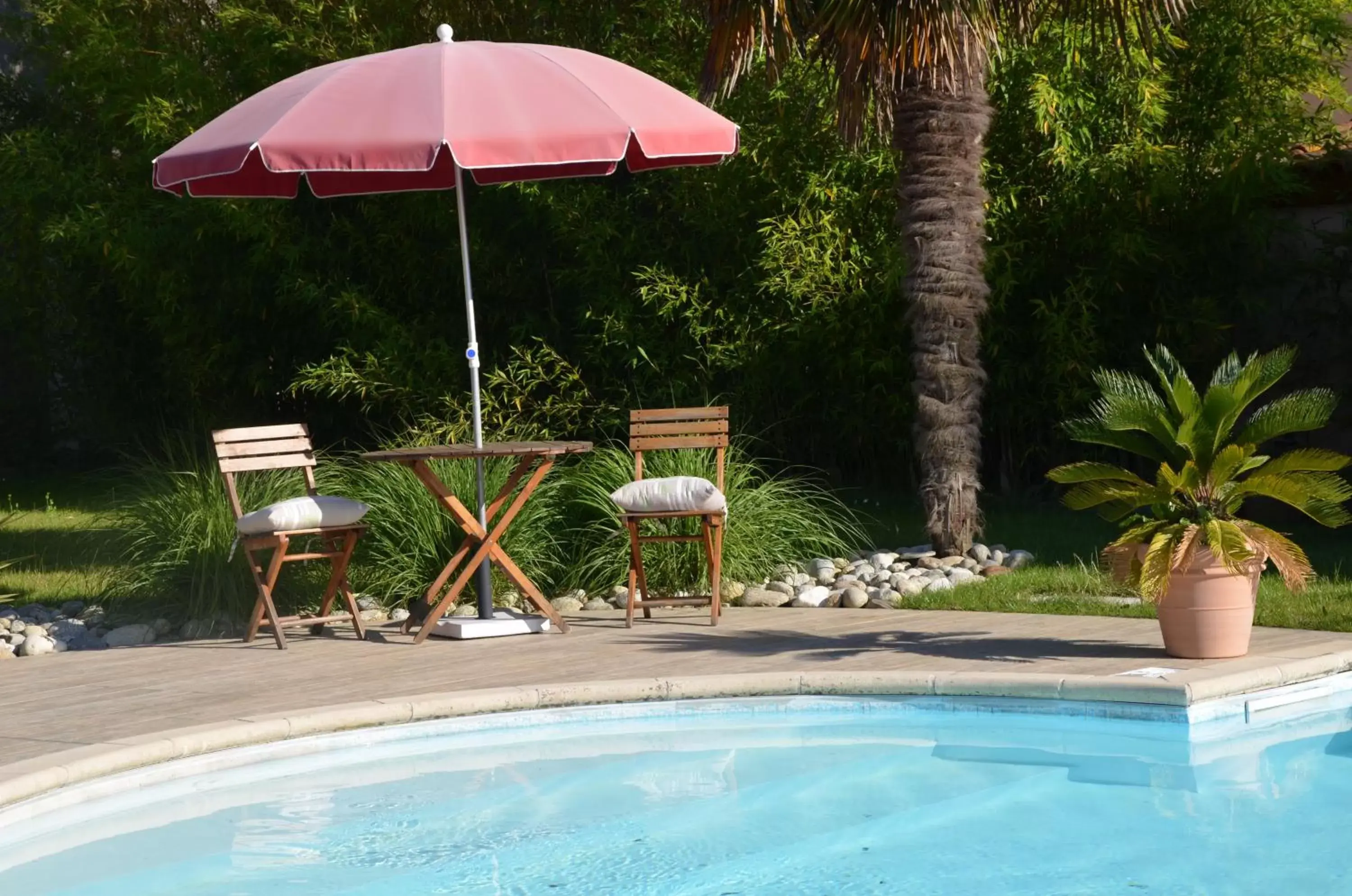 Beach, Patio/Outdoor Area in Chambre D'hôtes Et Spa