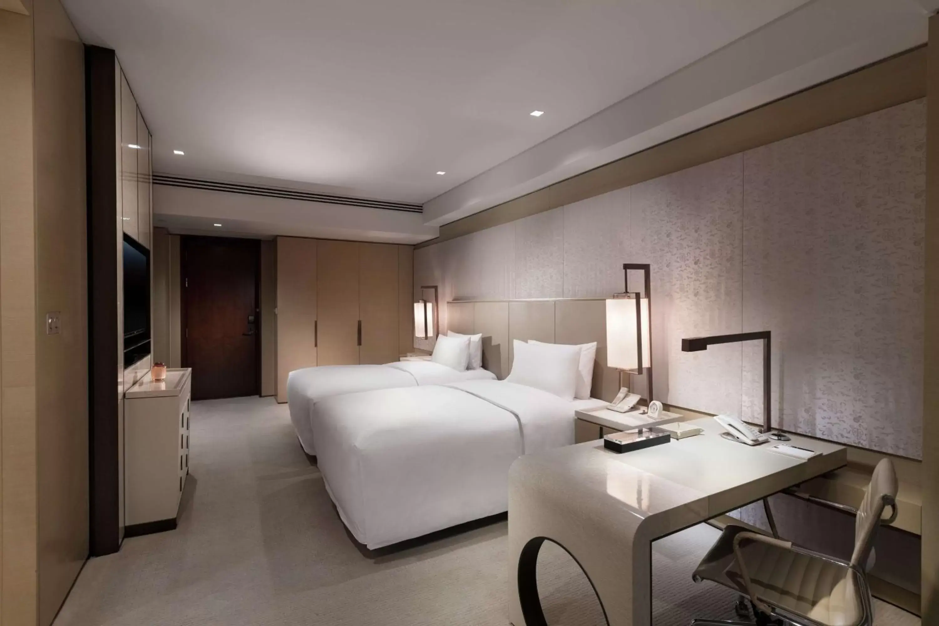 Bedroom, Bed in Conrad Beijing