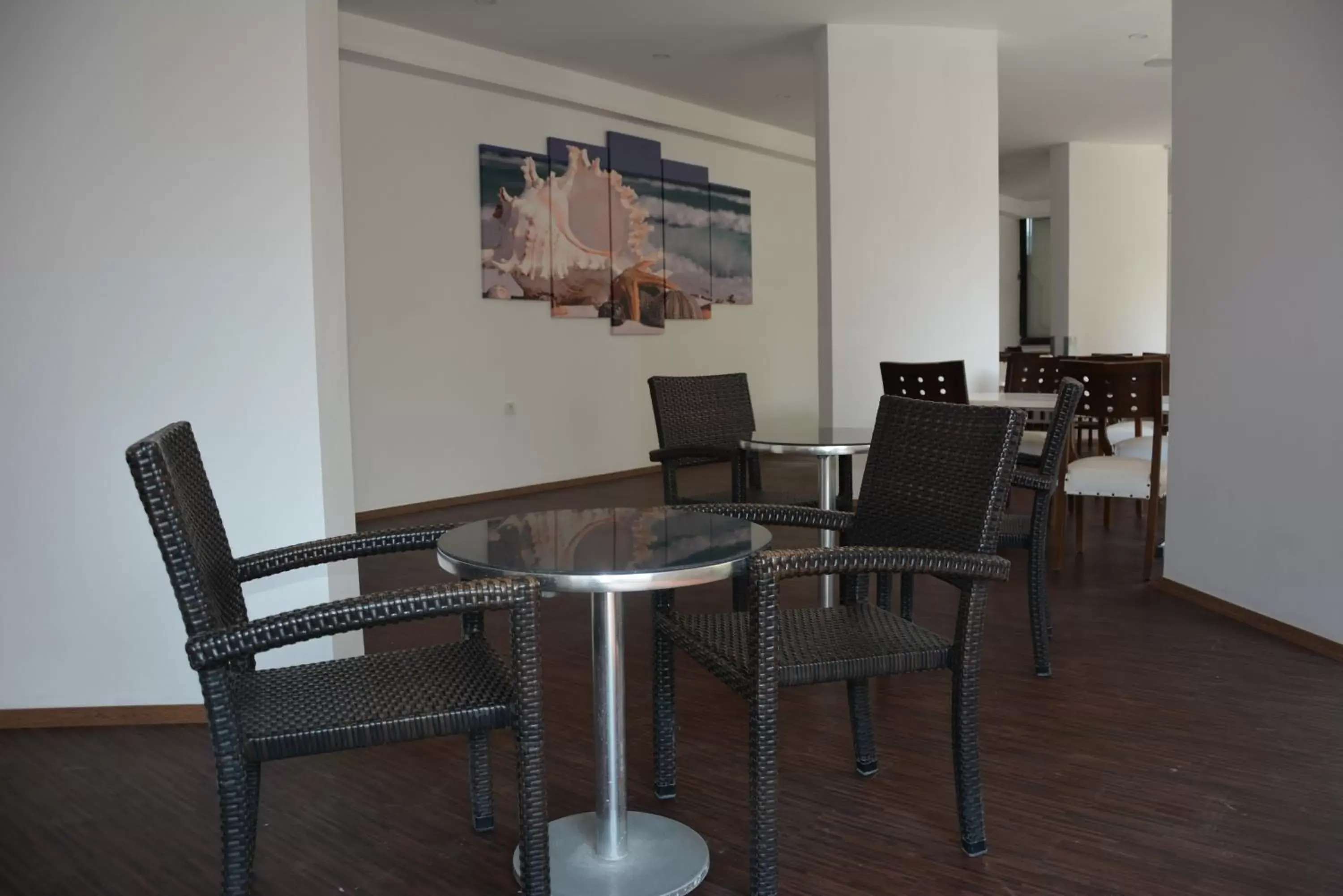 Seating area, Restaurant/Places to Eat in Asena Hotel