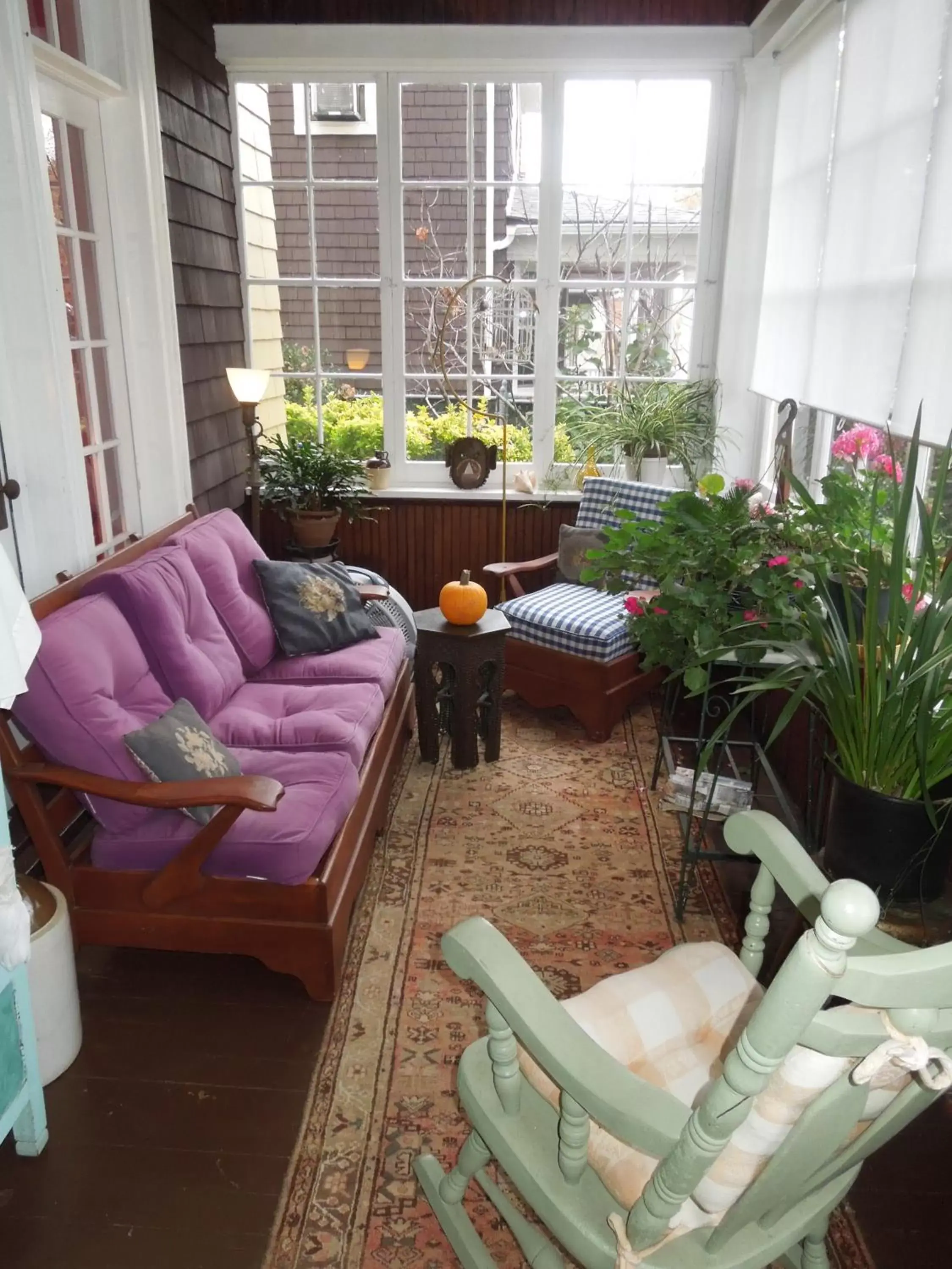 Balcony/Terrace, Seating Area in Victorian Bed & Breakfast of Staten Island