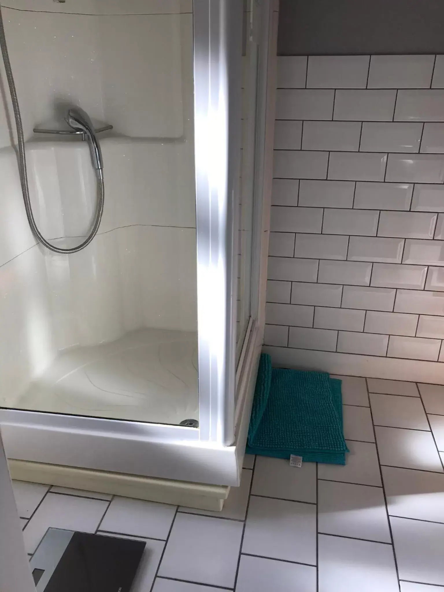 Bathroom in Melrose cottage