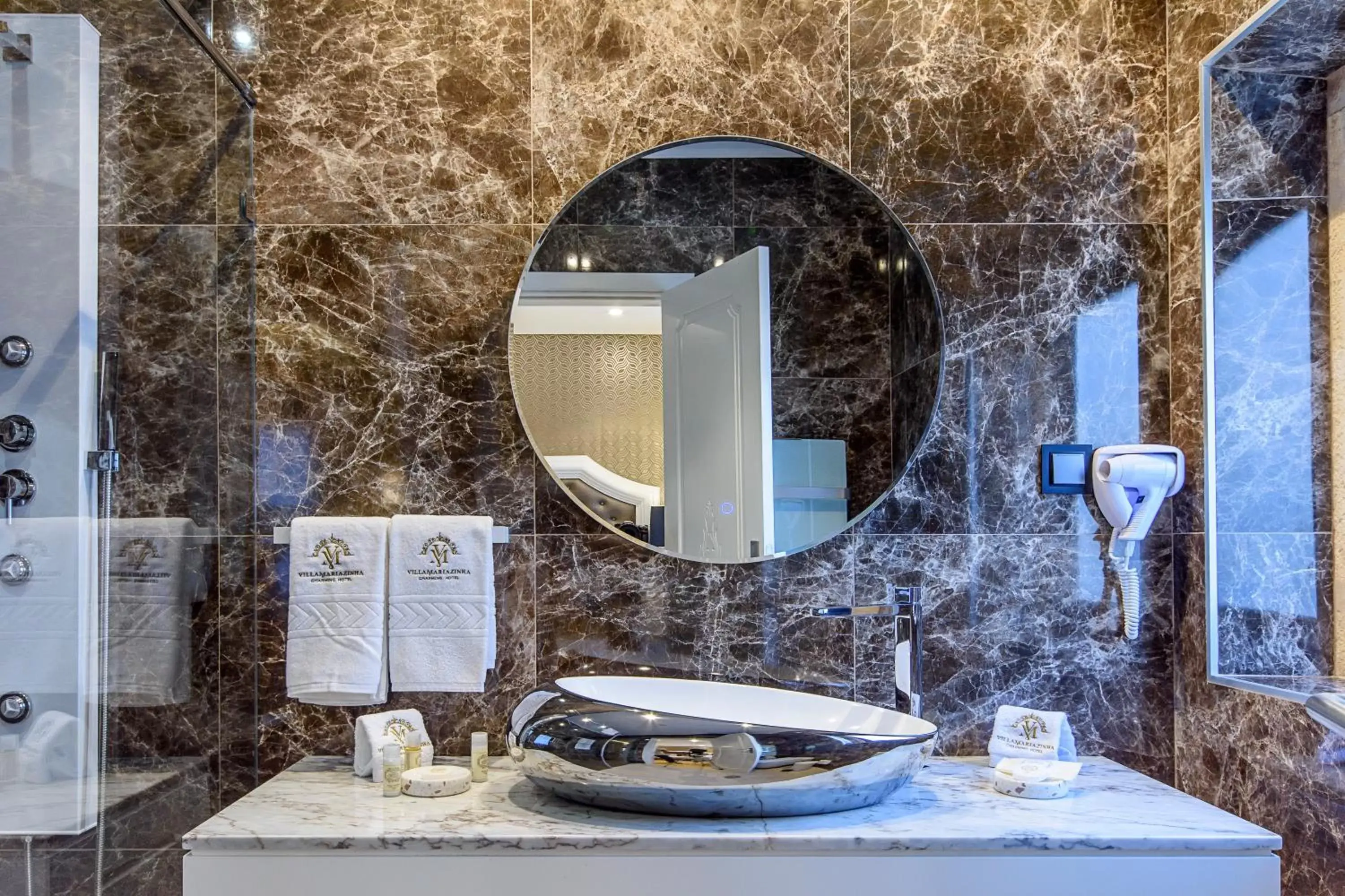 Bathroom in Villa Mariazinha Charming Hotel