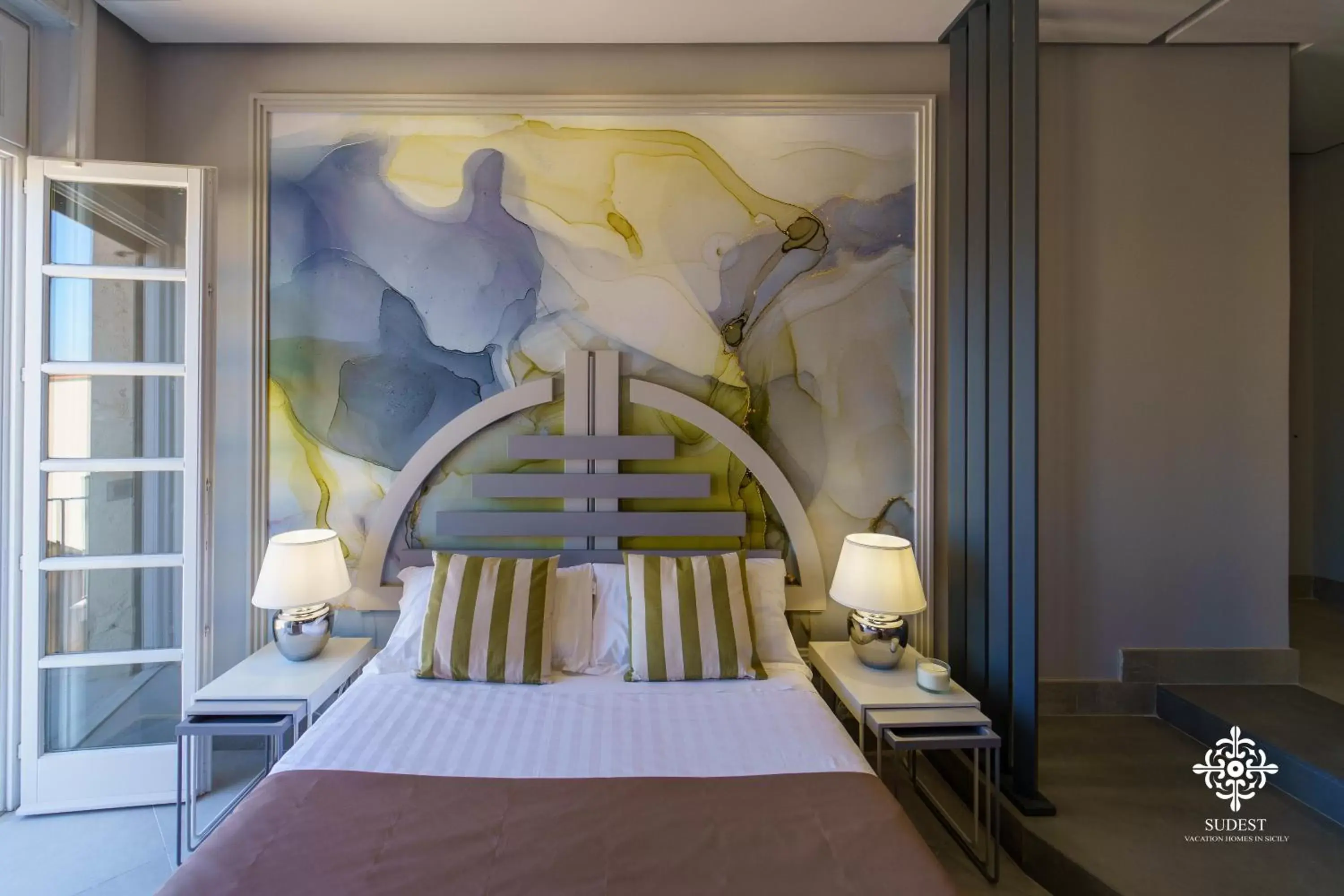 Bed in Matteotti Luxury Residence