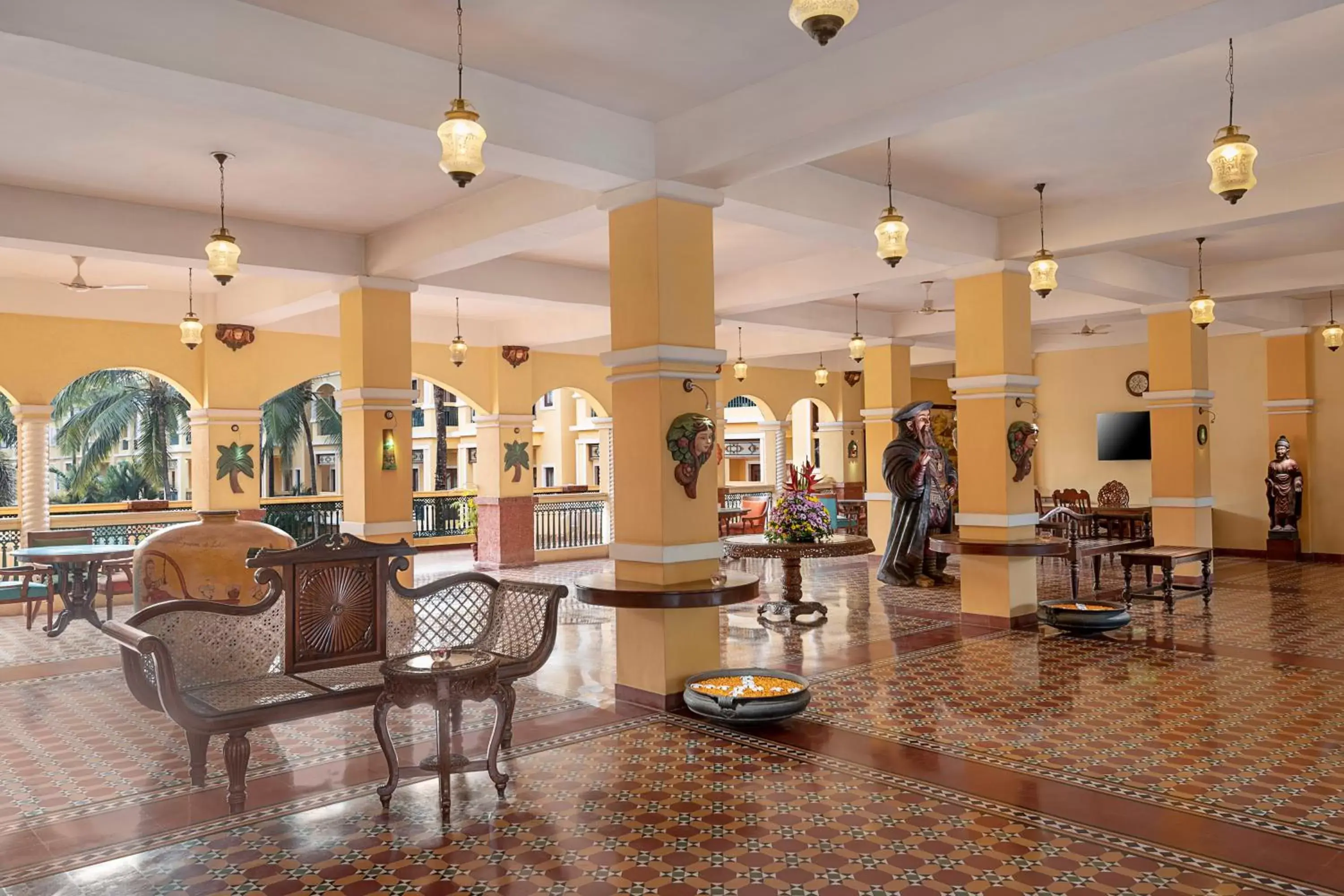 Lobby or reception in Country Inn & Suites by Radisson, Goa Candolim