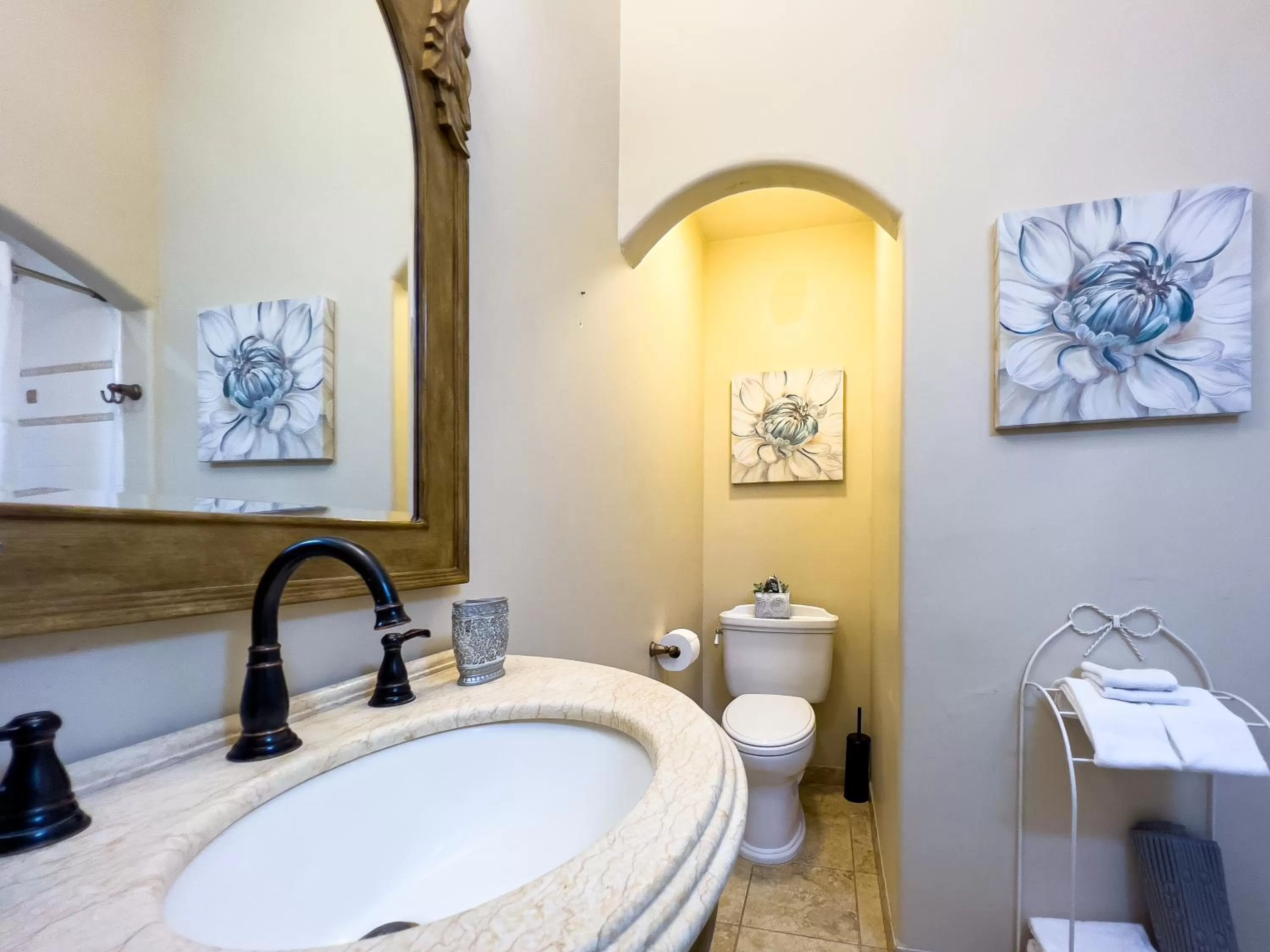 towels in Chateau Coralini