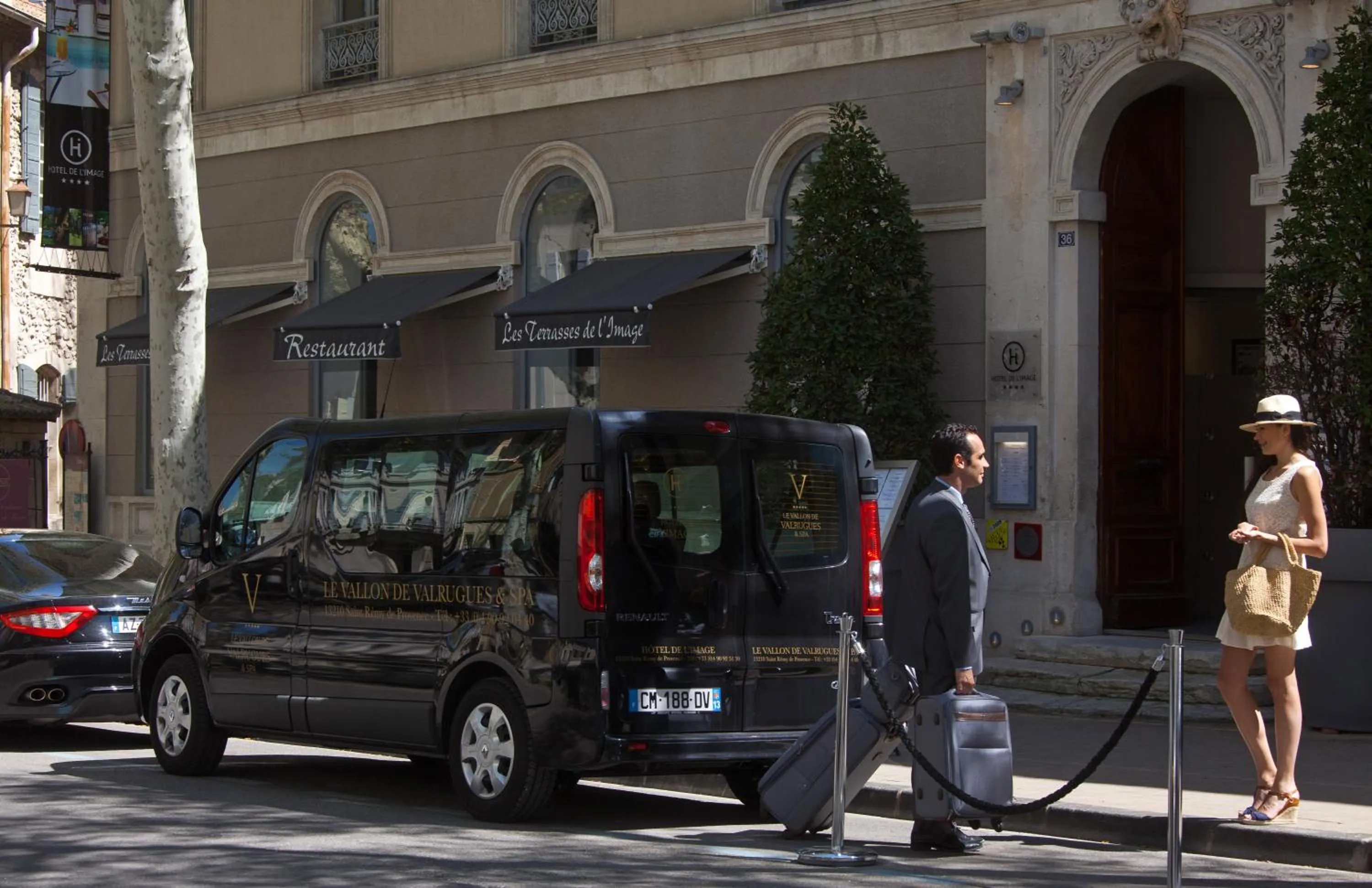 Facade/entrance in Hôtel de l'Image