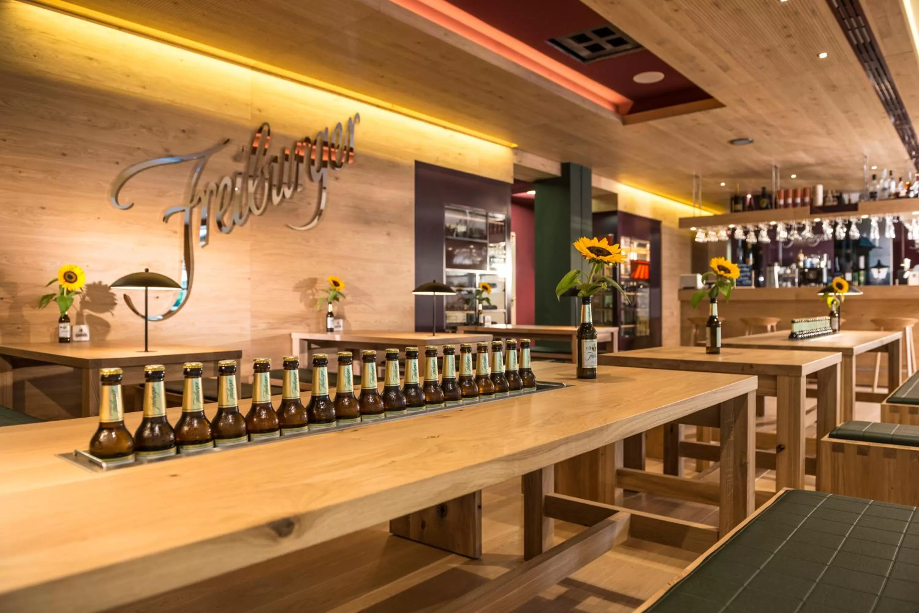 Restaurant/places to eat in Dorint Thermenhotel Freiburg