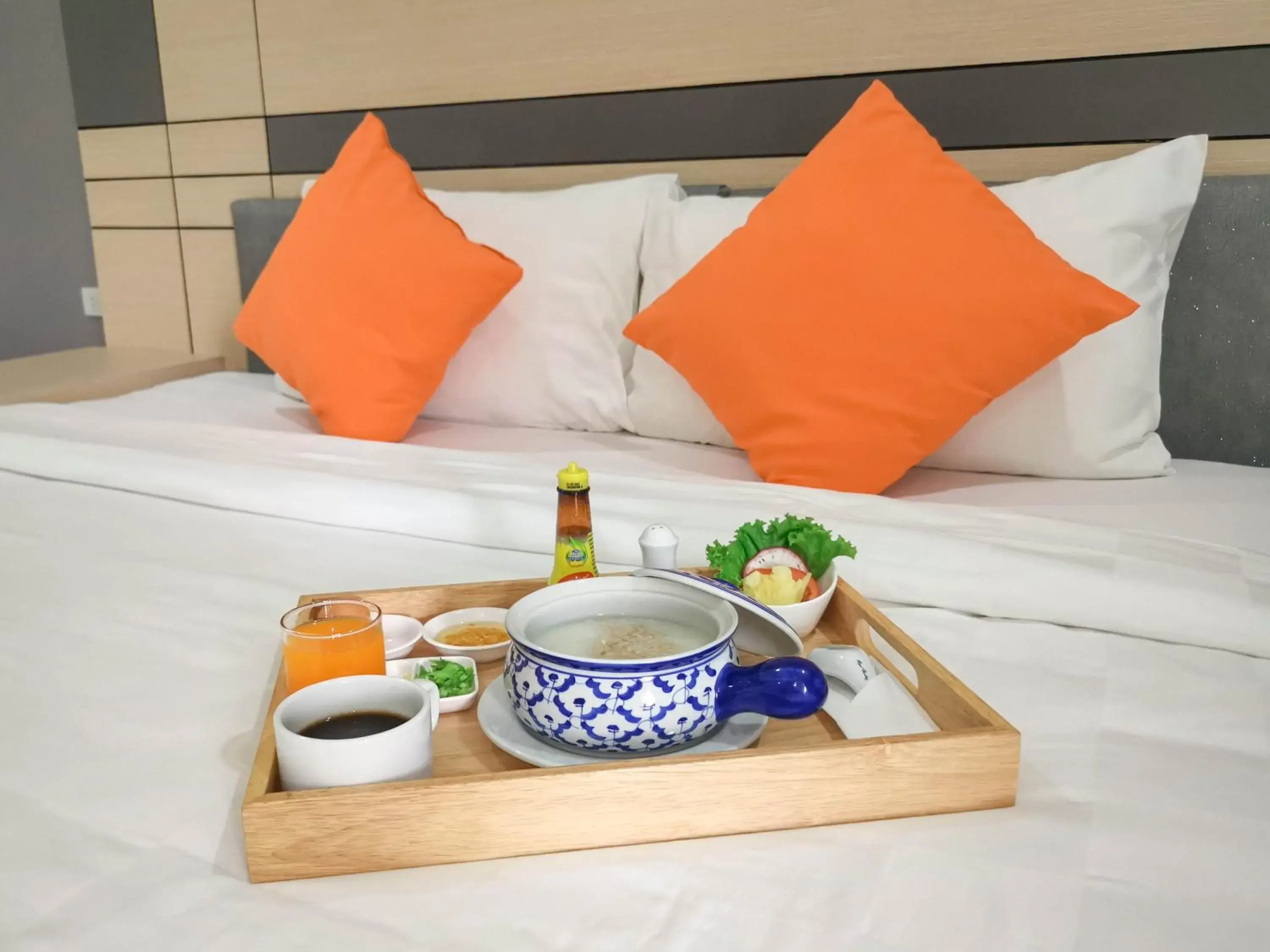 Bed in The Smart Hotel Hat Yai (SHA Extra Plus)