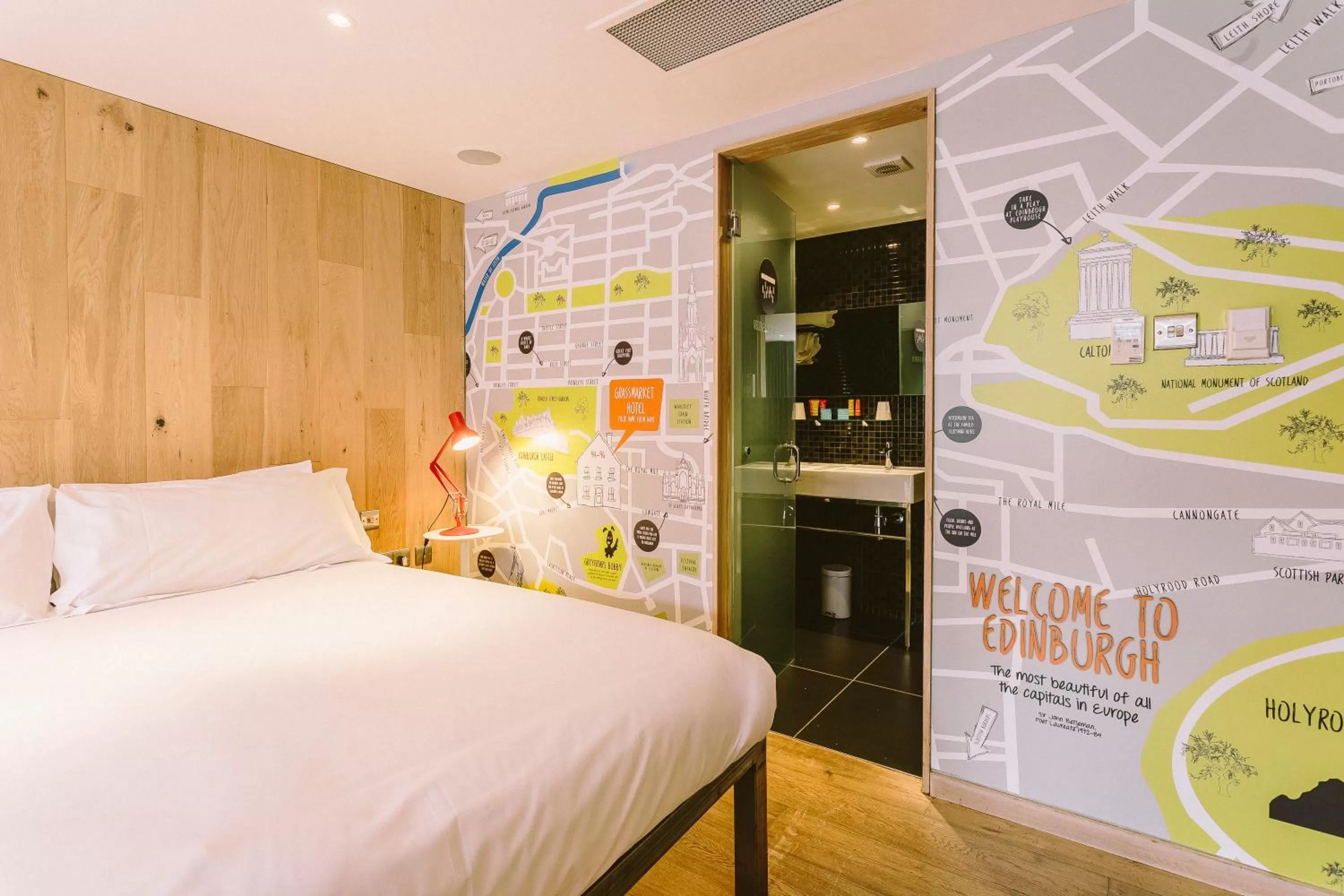 Bedroom, Bed in Grassmarket Hotel