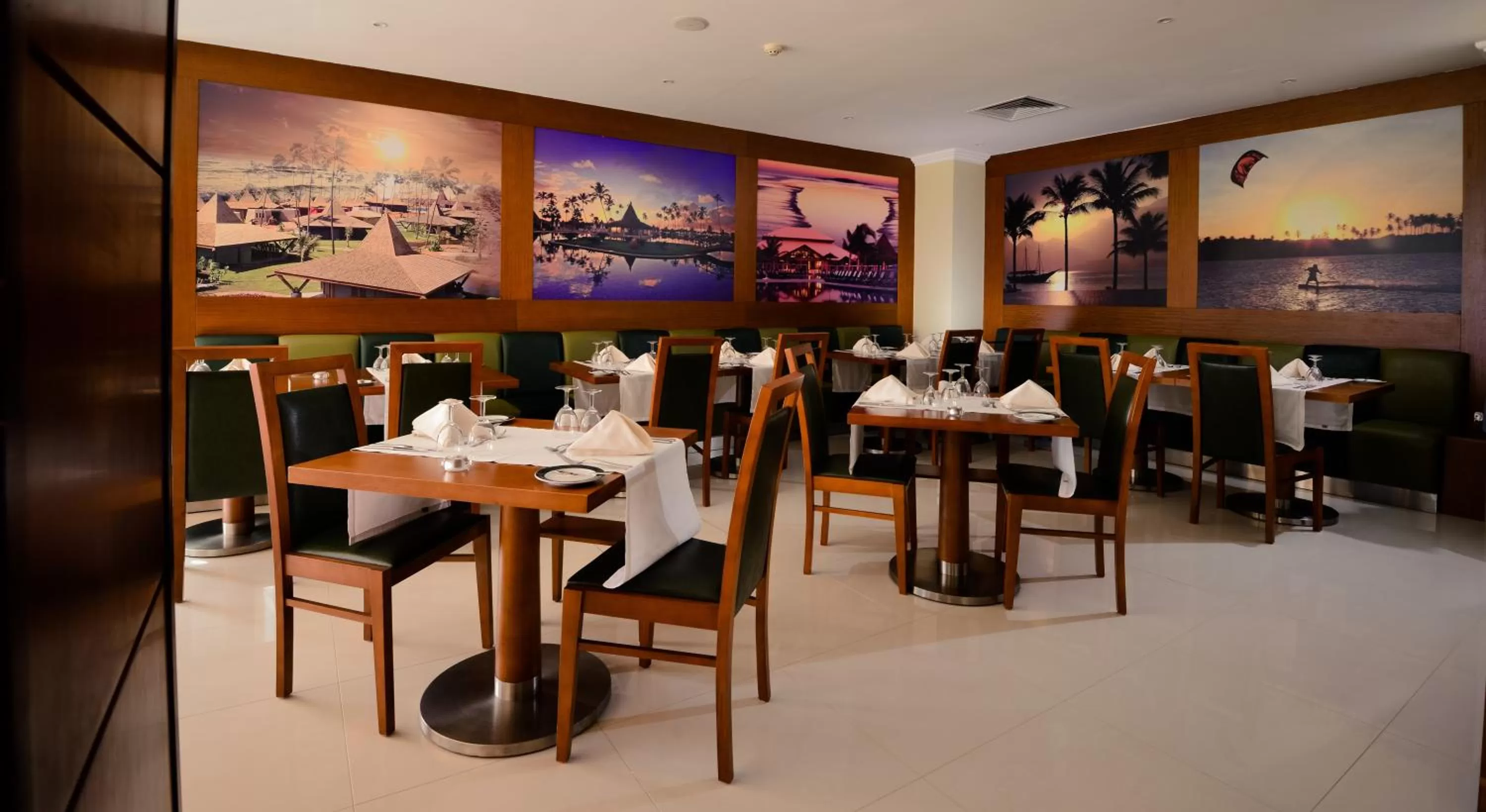 Restaurant/places to eat in Vila Gale Atlantico