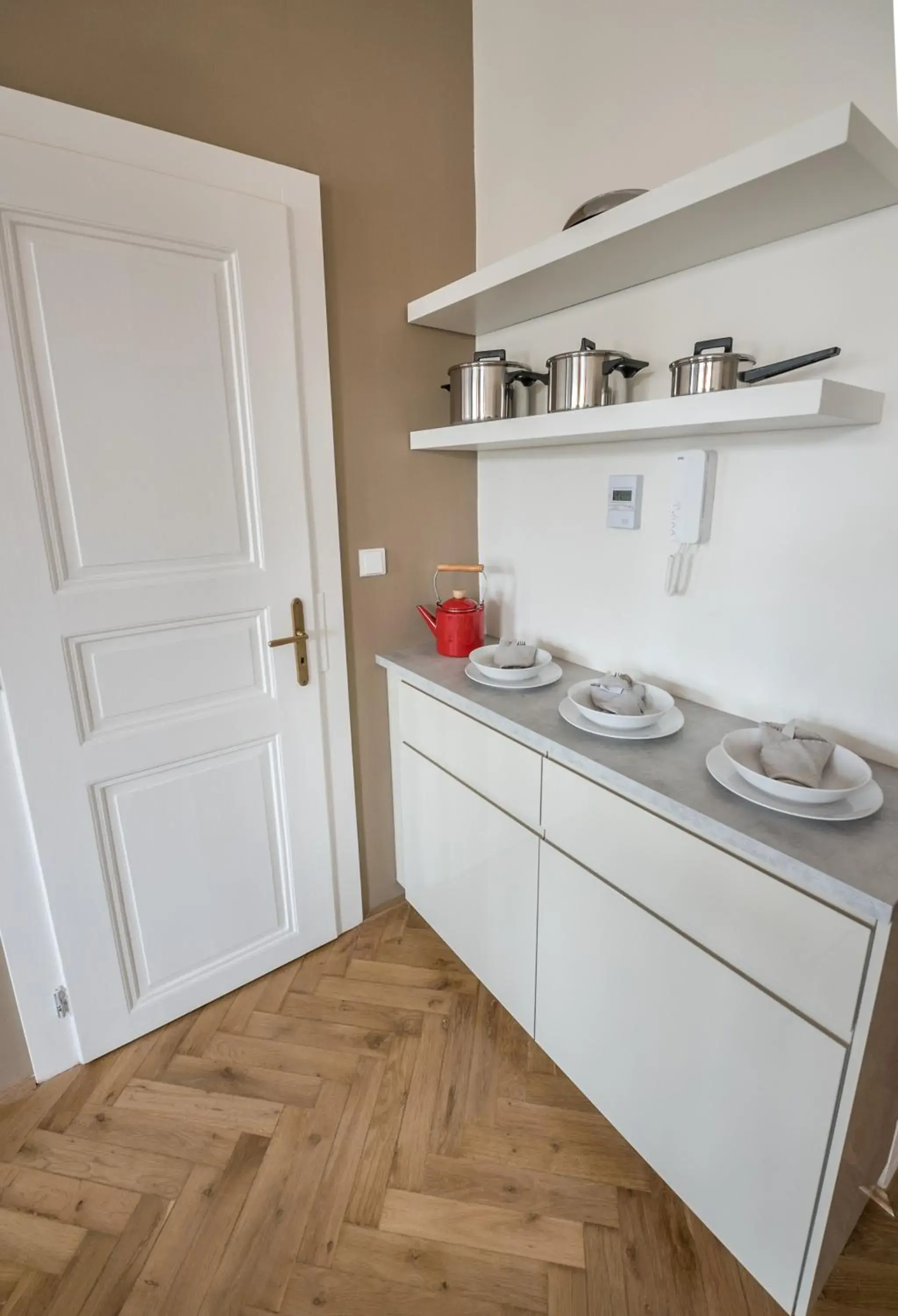 Kitchen/Kitchenette in Letna Garden Suites