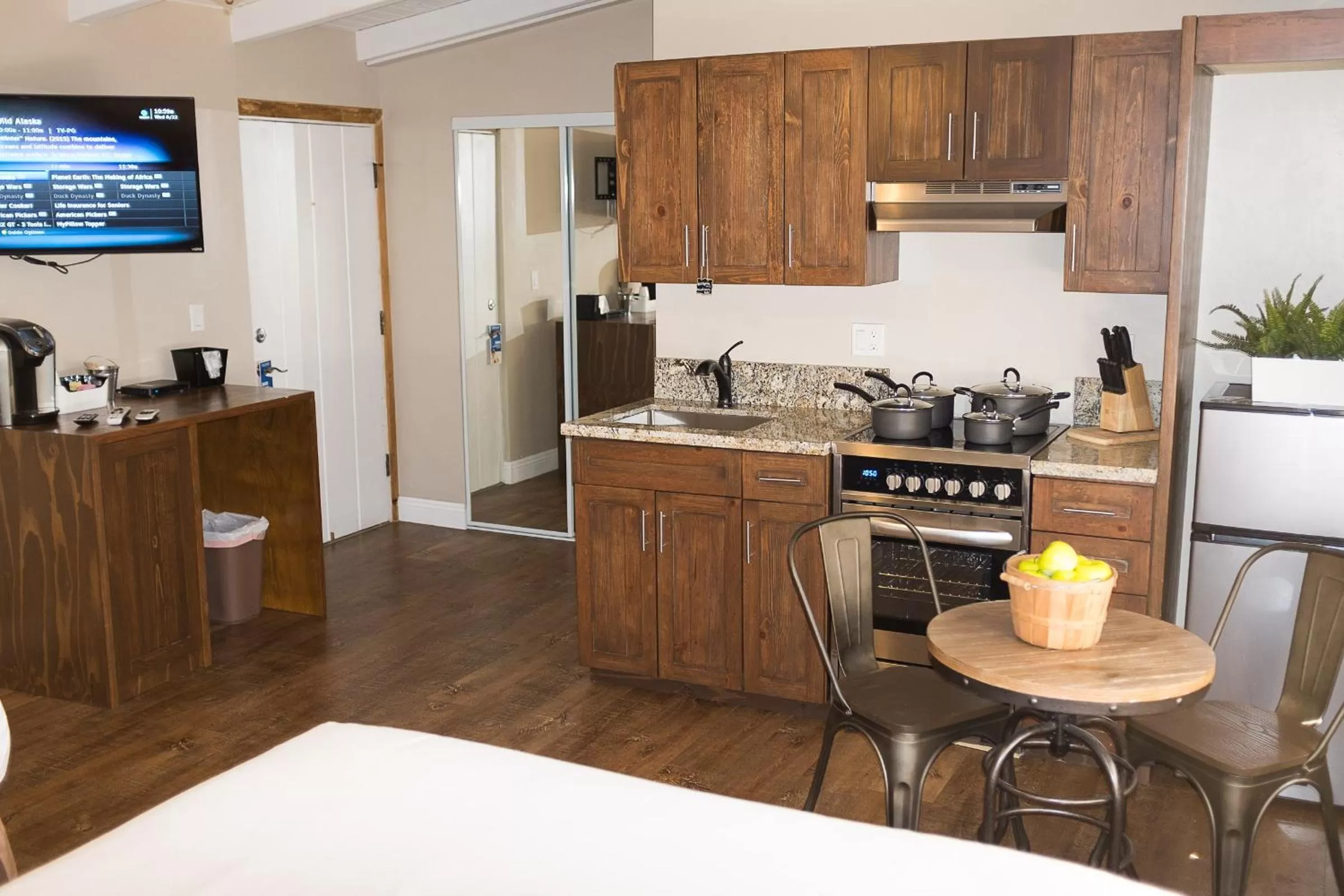 Kitchen or kitchenette in Apple Tree Inn