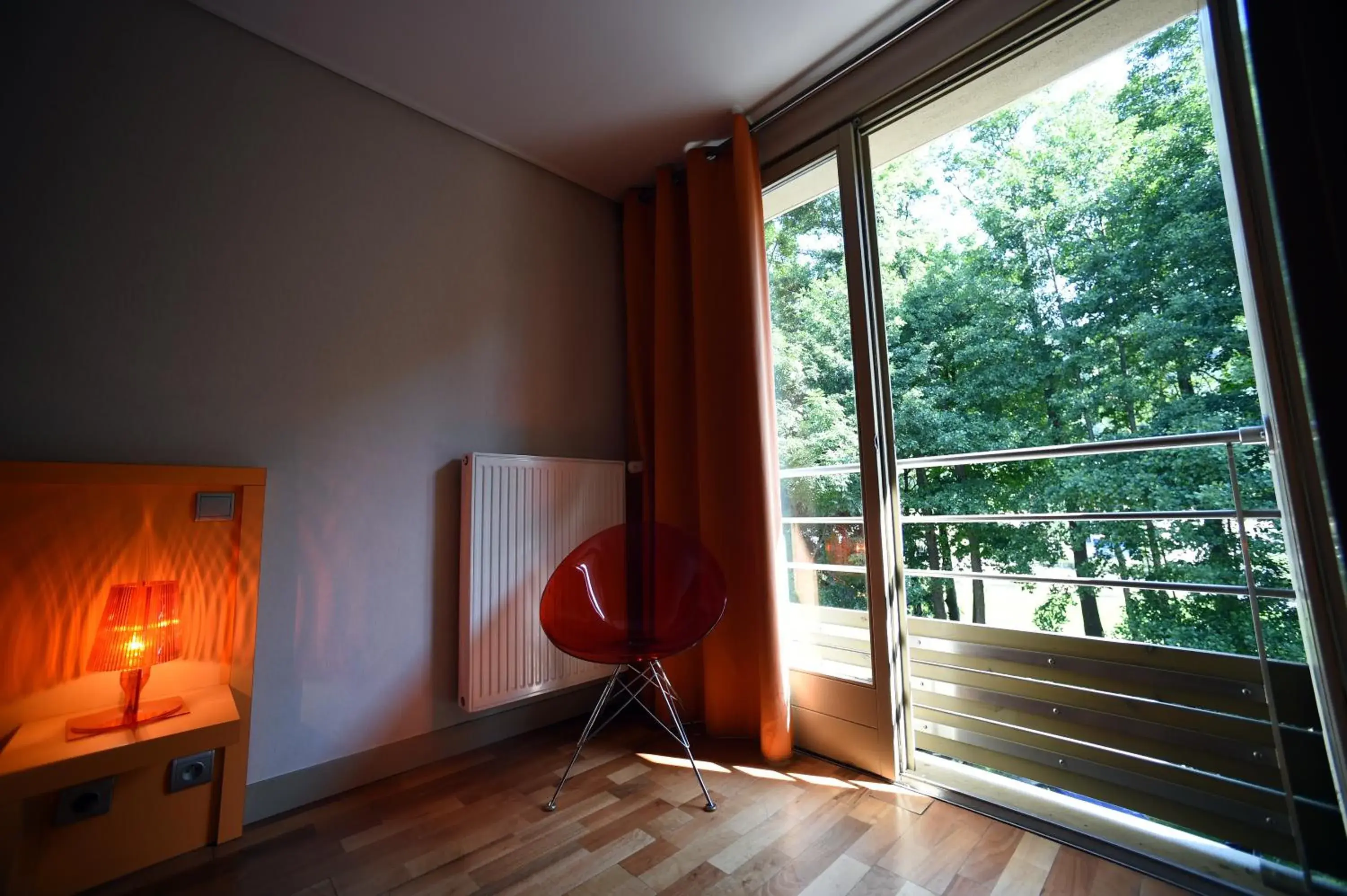 Seating area, TV/Entertainment Center in Hotel Du Lac