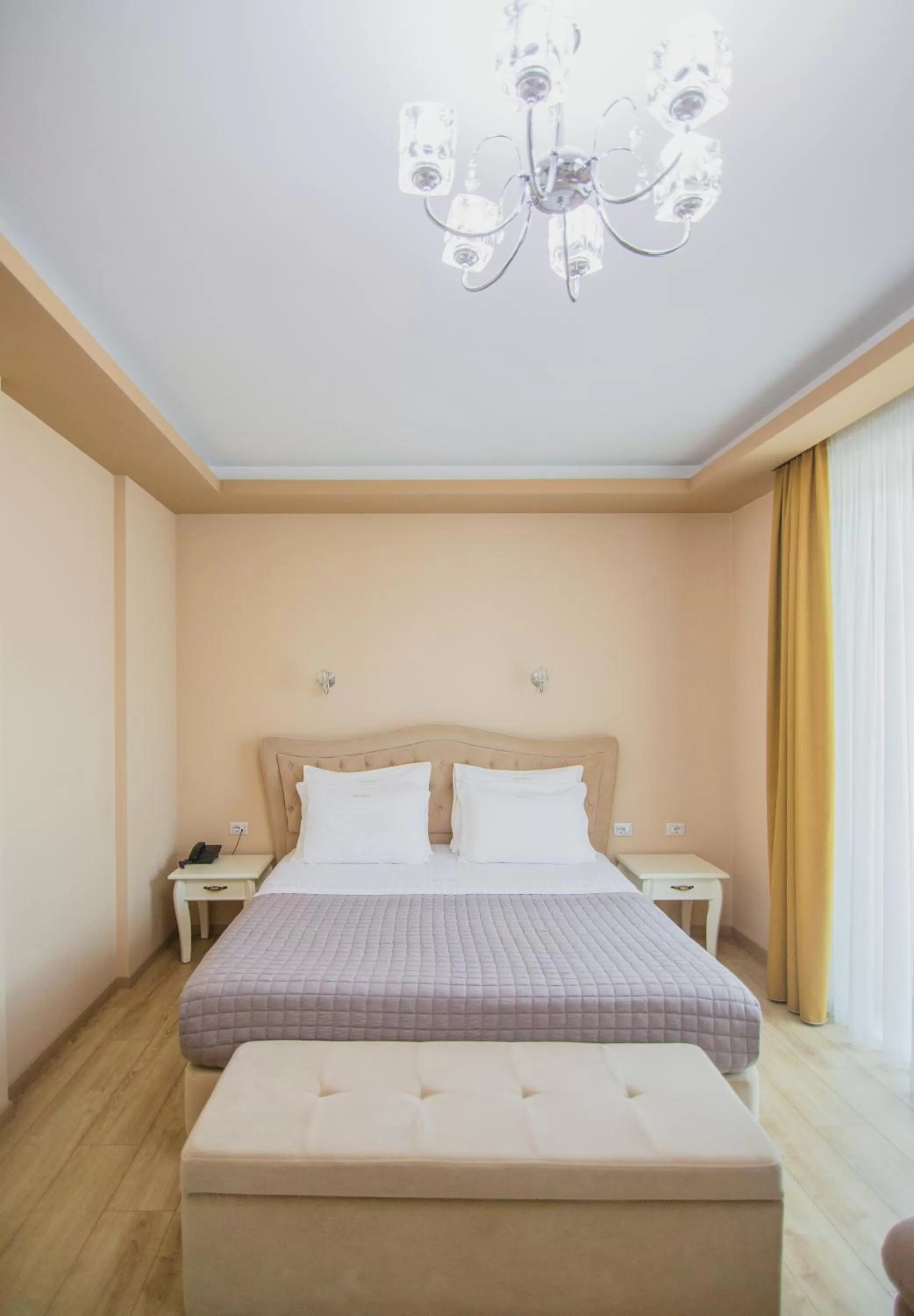 Bed in Christi's Hotel Borova