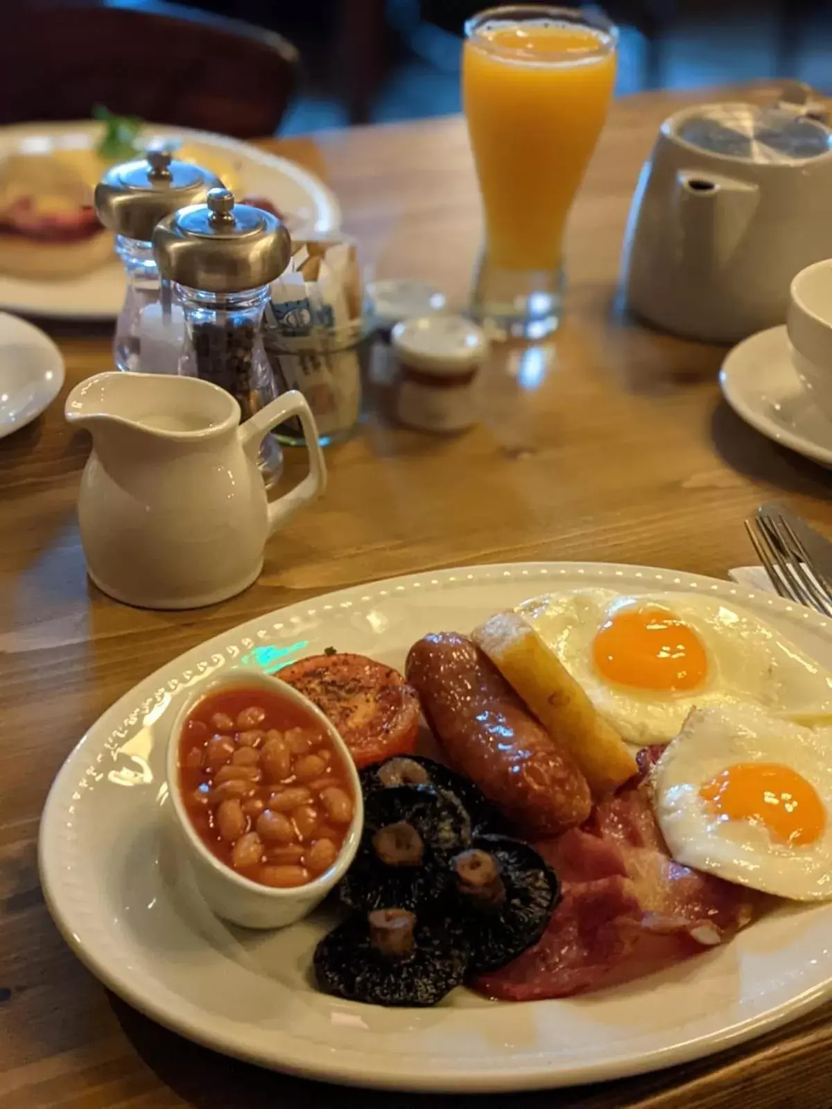 Breakfast in The Greyhound Inn