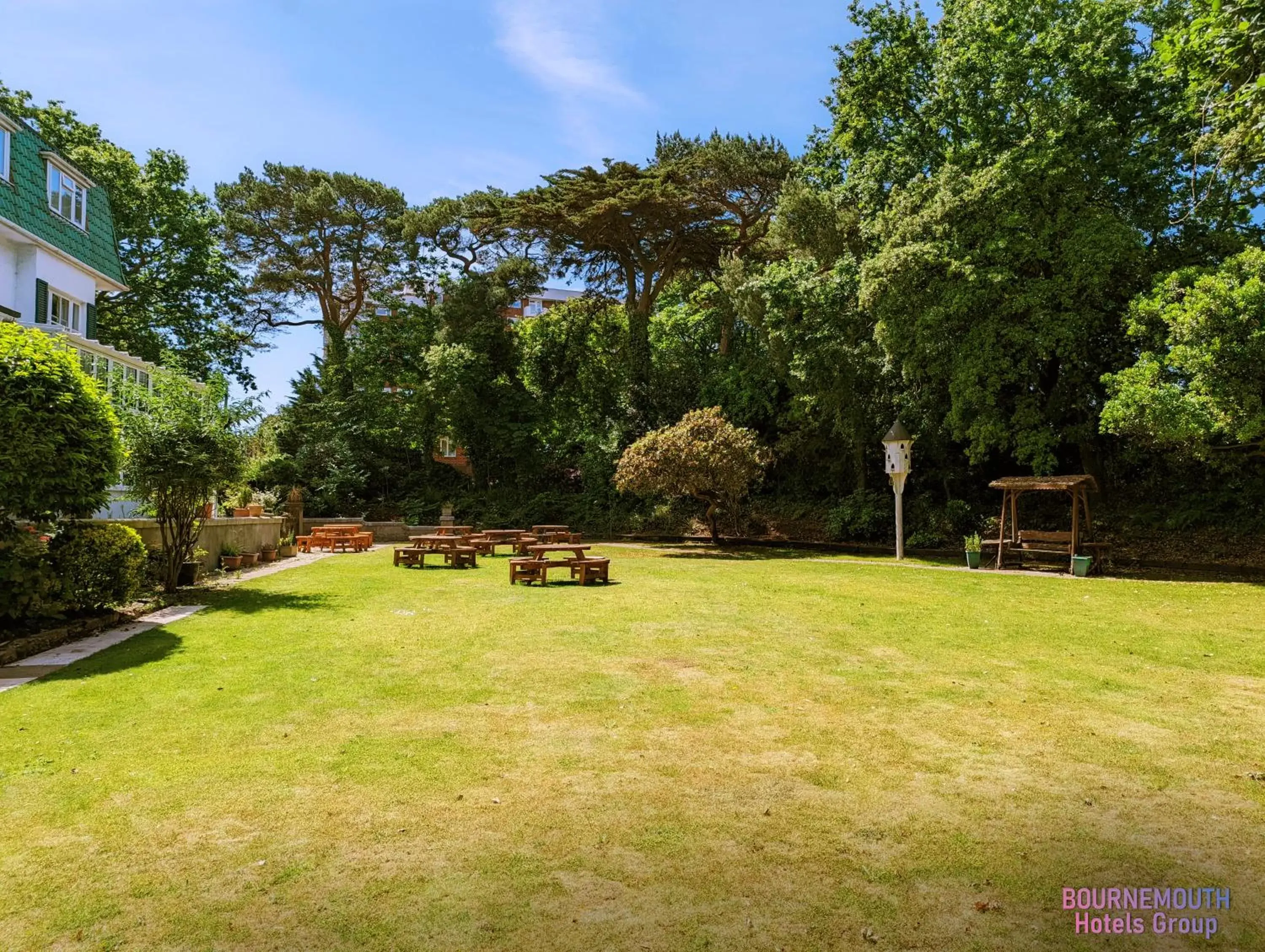 Garden in The Grove Hotel