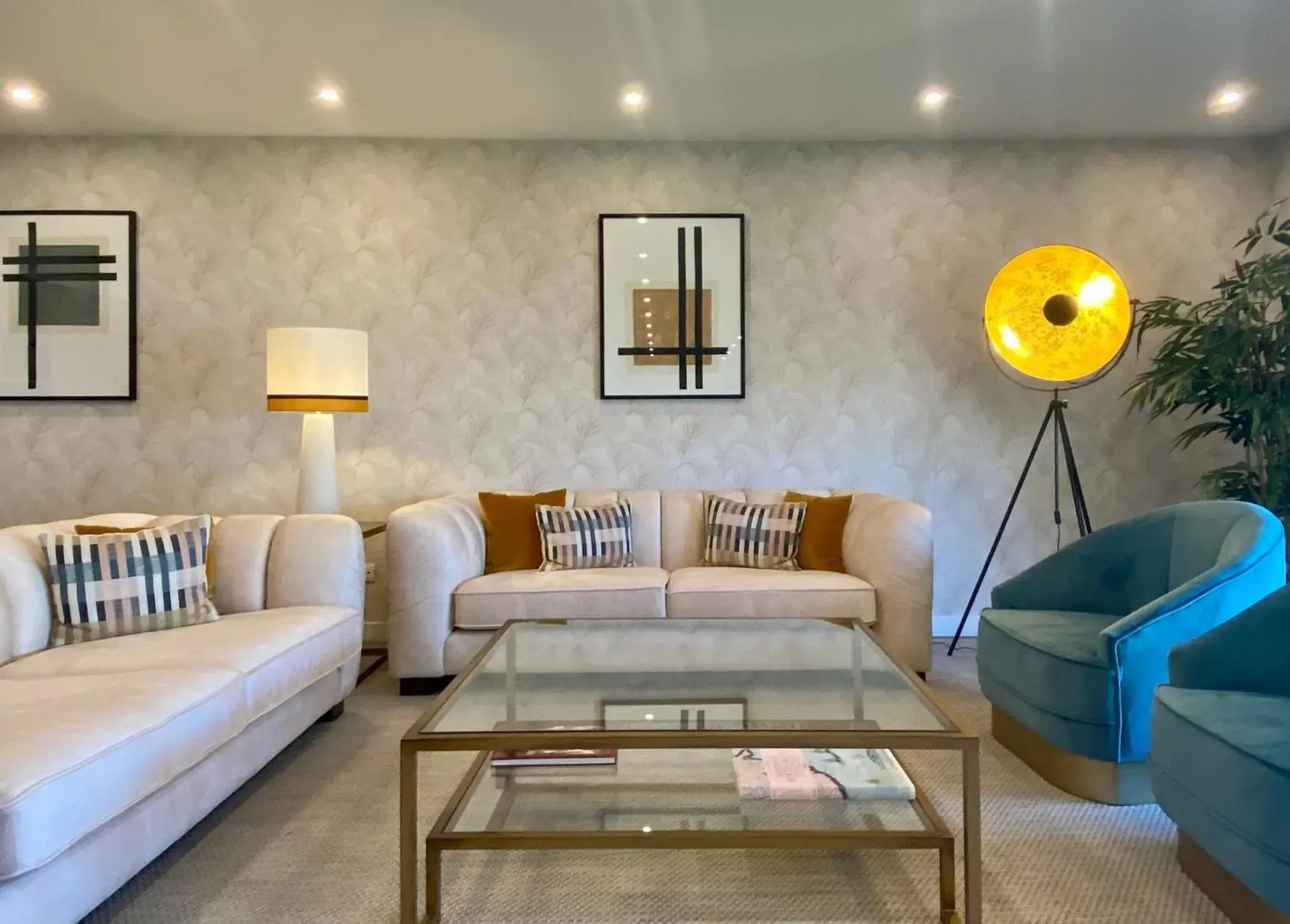 Living room, Seating Area in Hotel Derby Sevilla