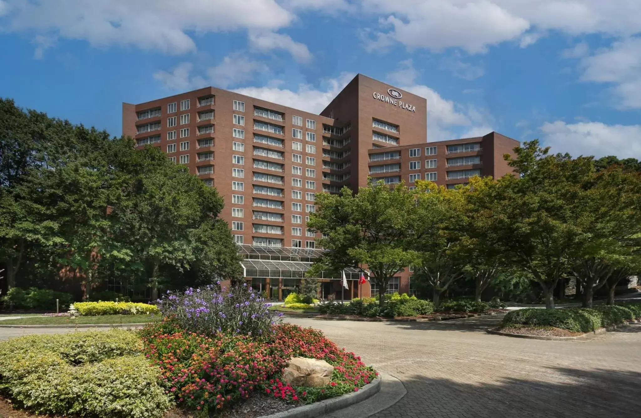 Property Building in Crowne Plaza Hotel Atlanta Perimeter at Ravinia, an IHG Hotel