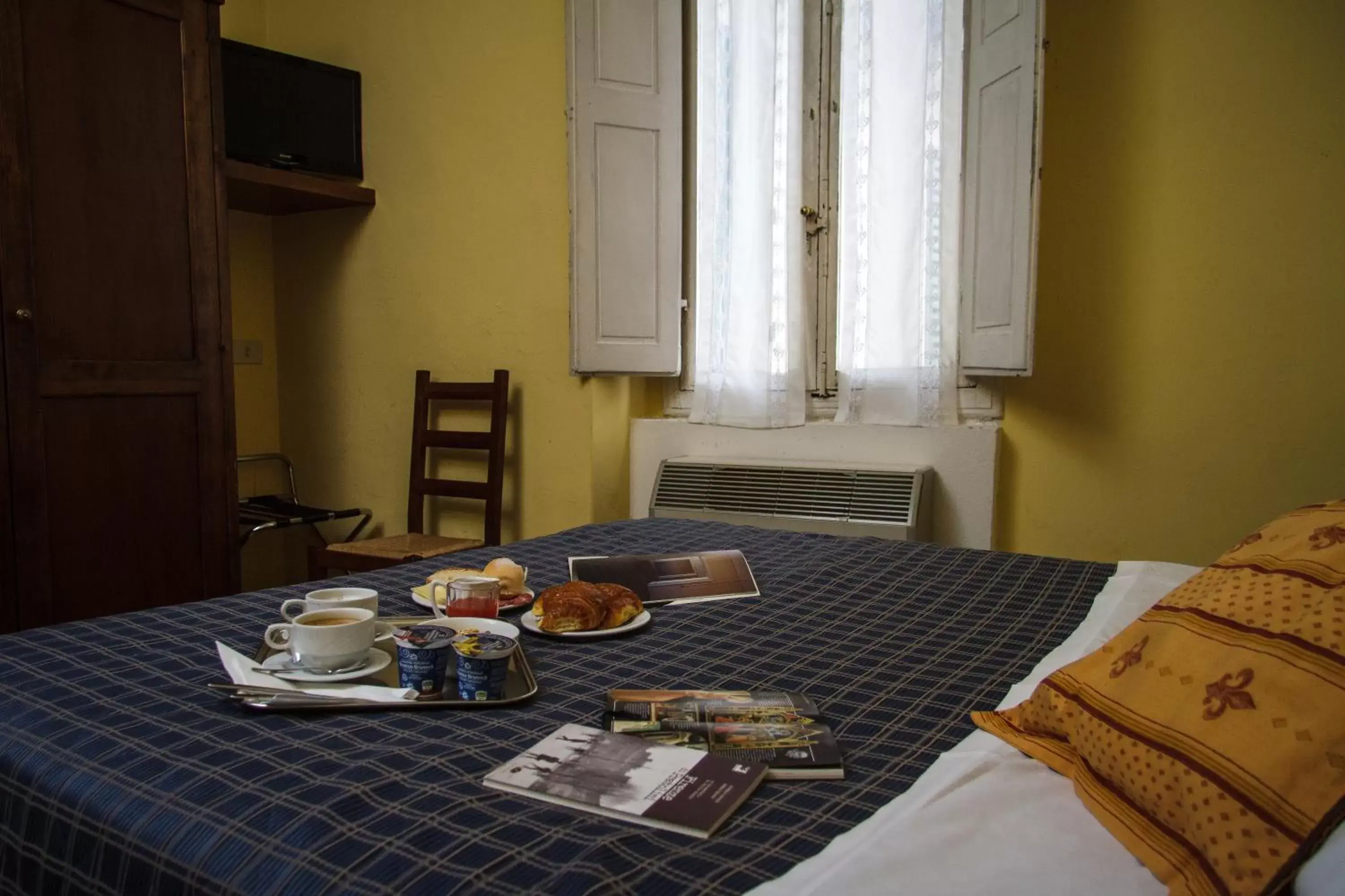 Bedroom, Breakfast in Hotel Nizza