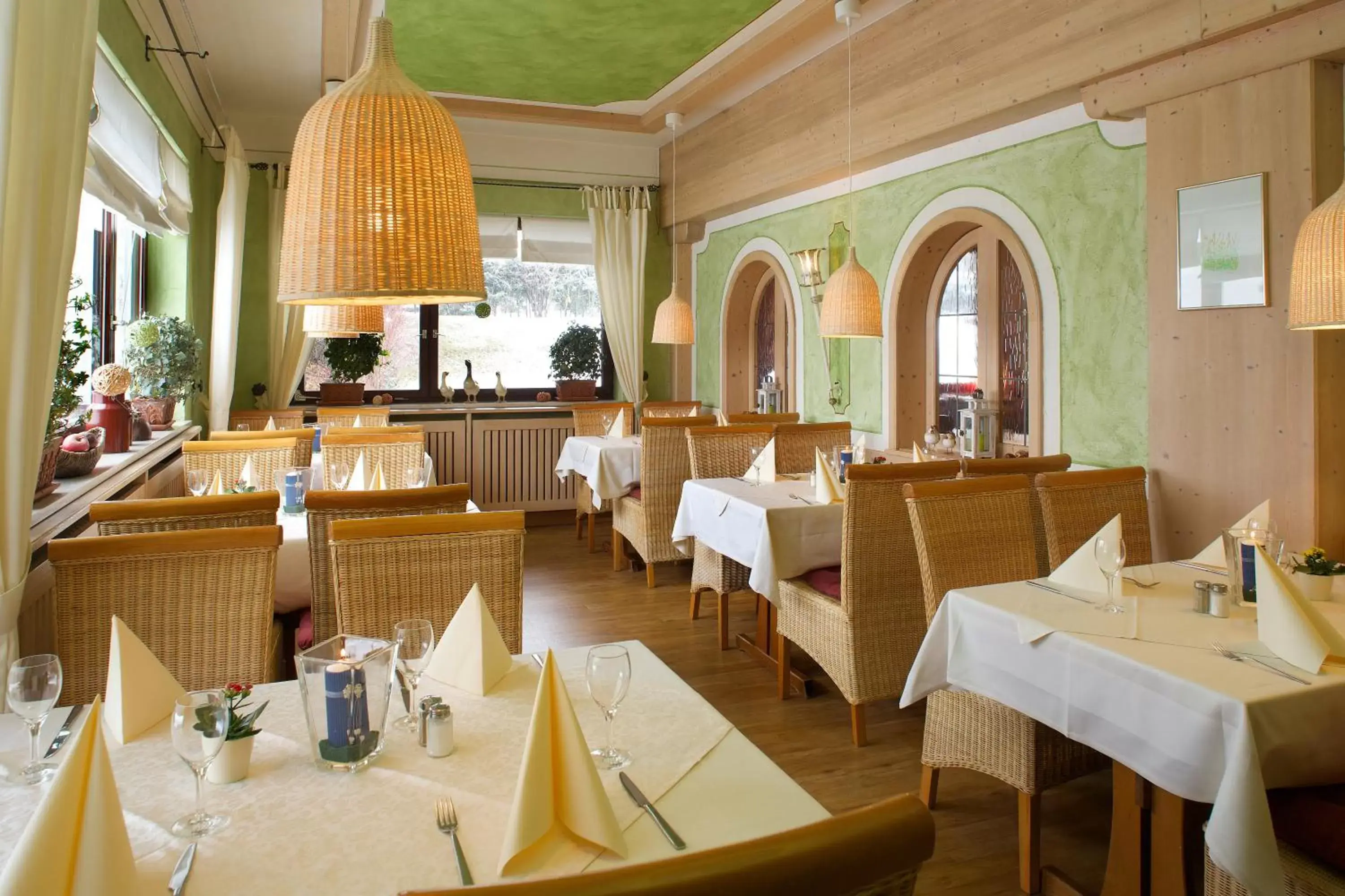 Property building, Restaurant/Places to Eat in Landhotel Seeg