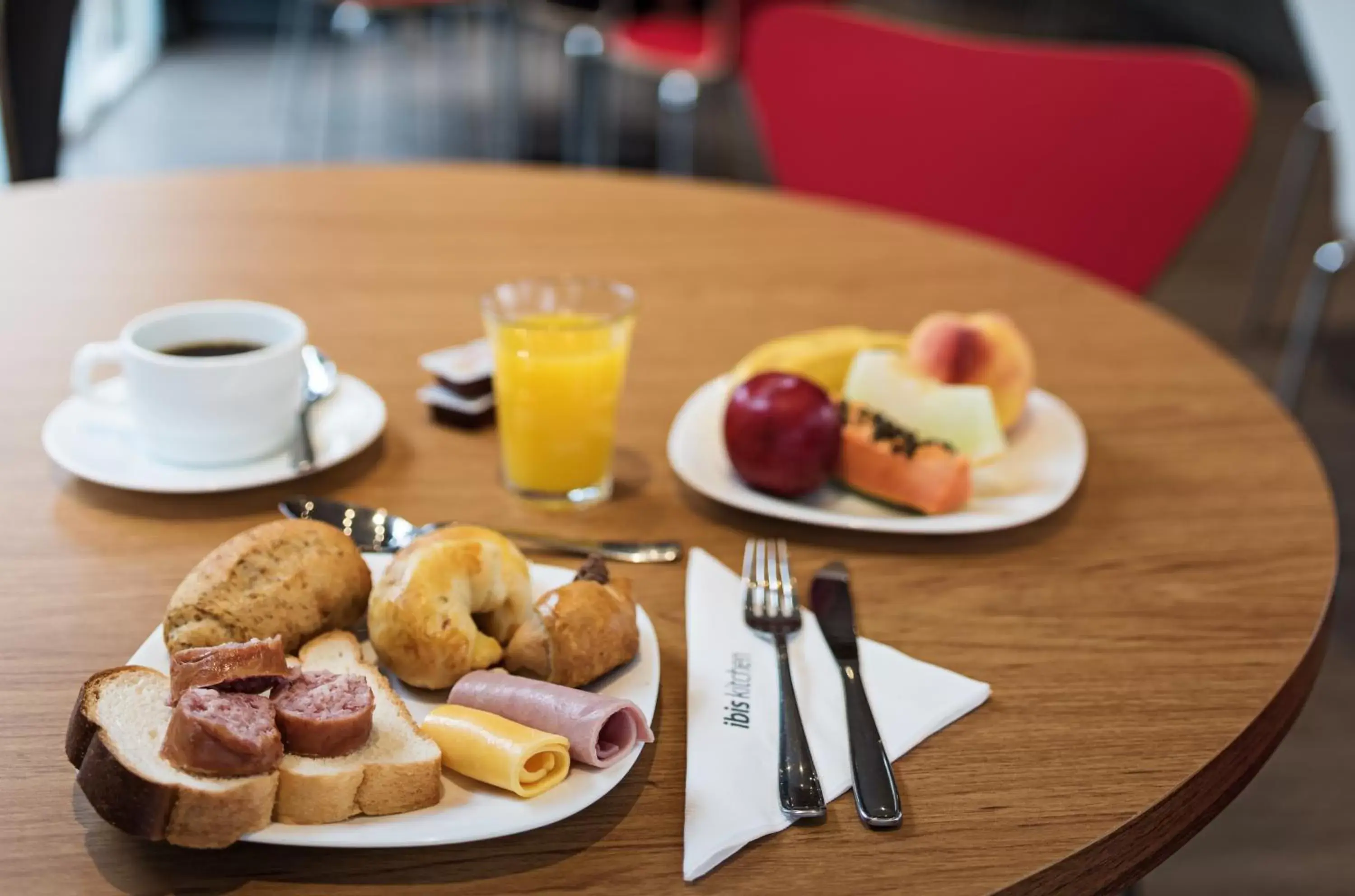 Breakfast, Food in ibis Blumenau