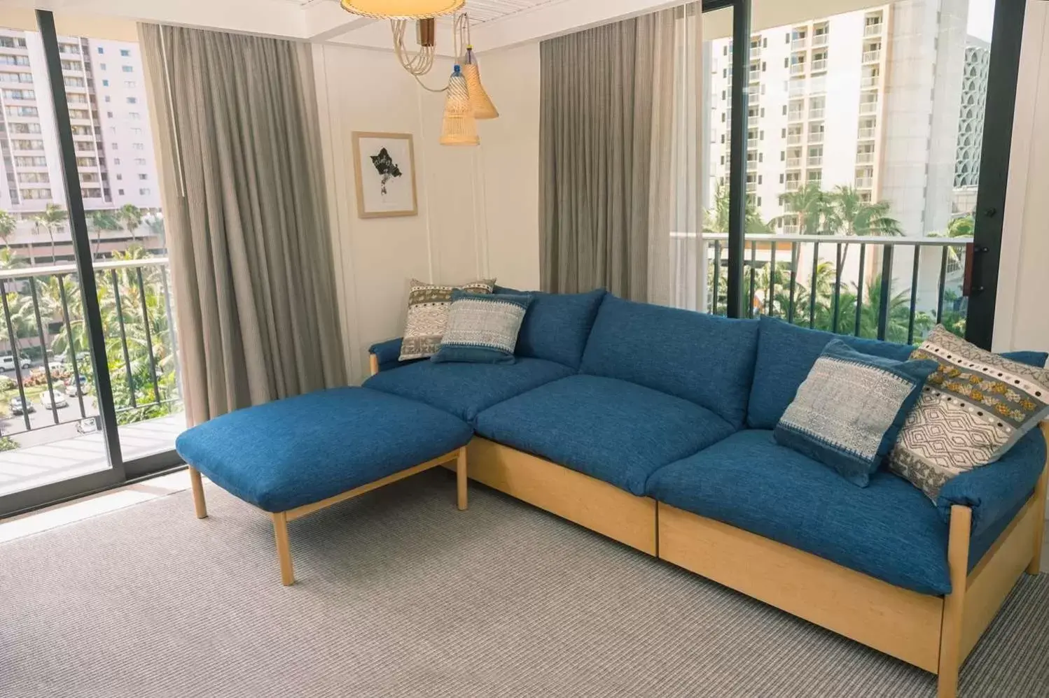 Living room, Seating Area in The Surfjack Hotel & Swim Club