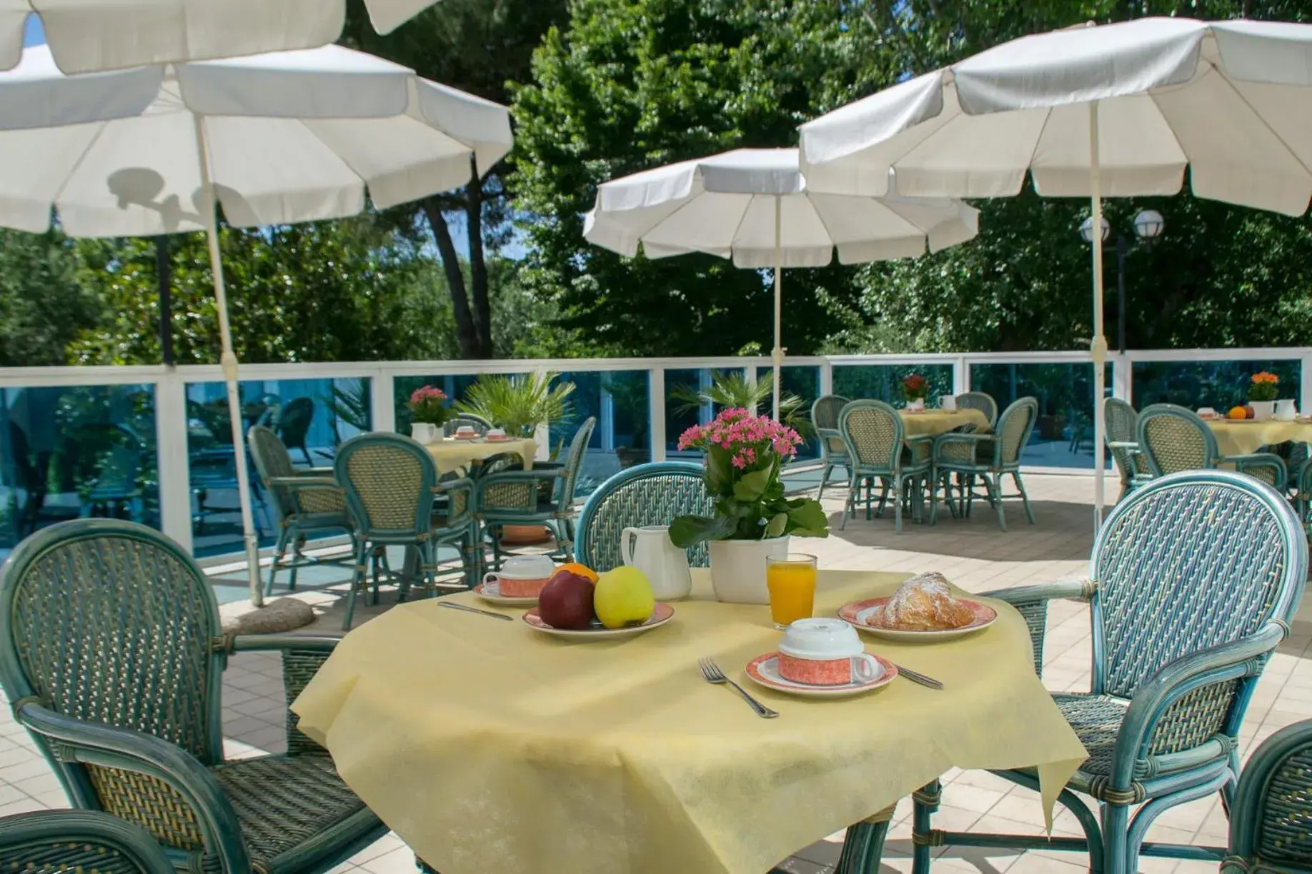 Balcony/Terrace, Restaurant/Places to Eat in Hotel Internazionale Terme