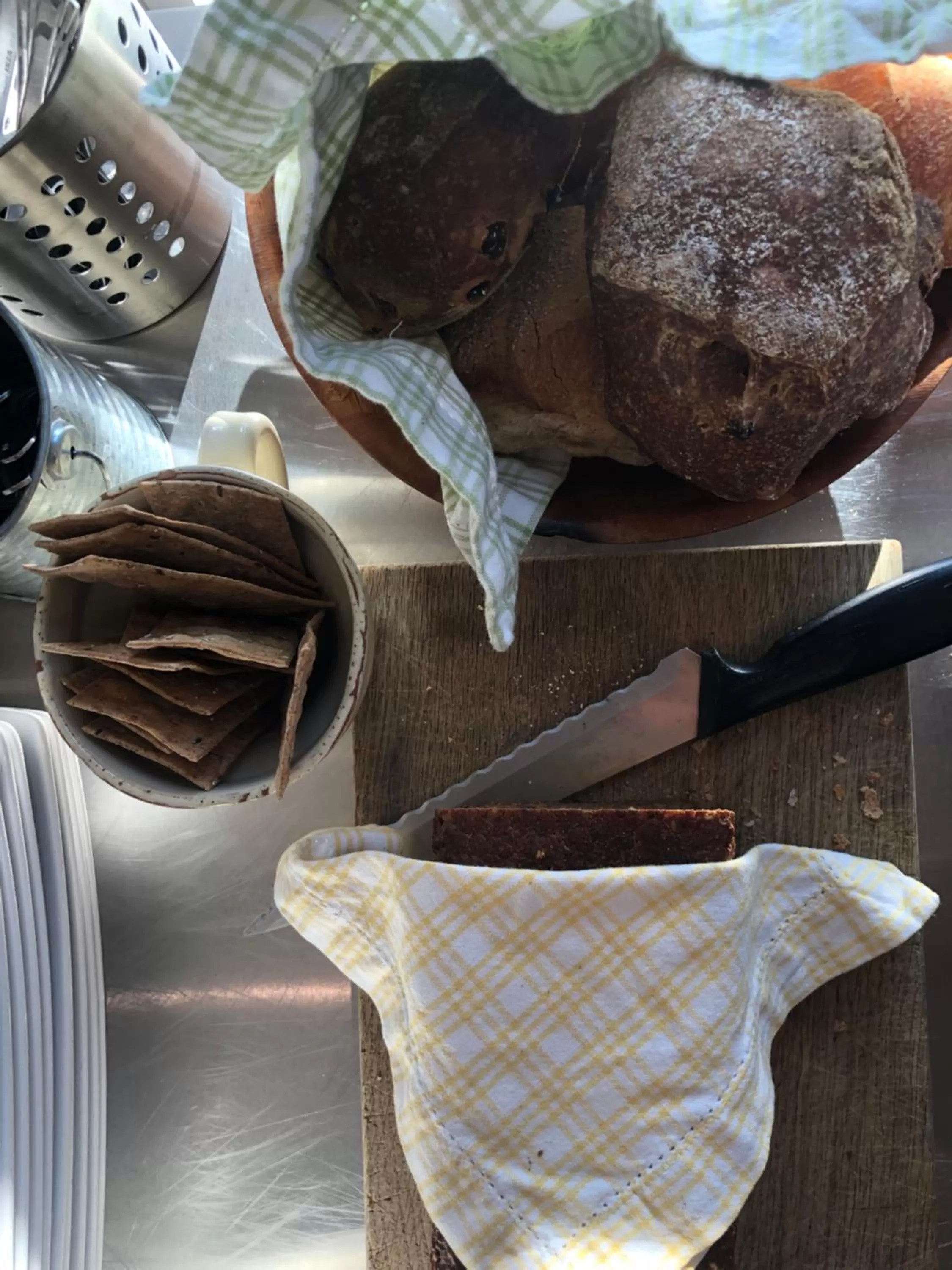 Breakfast in Everts Sjöbods Bed & Breakfast