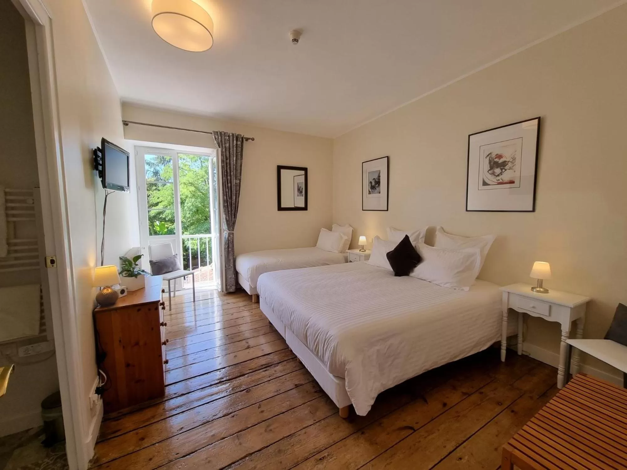 Bed in Le Rodin Bazas