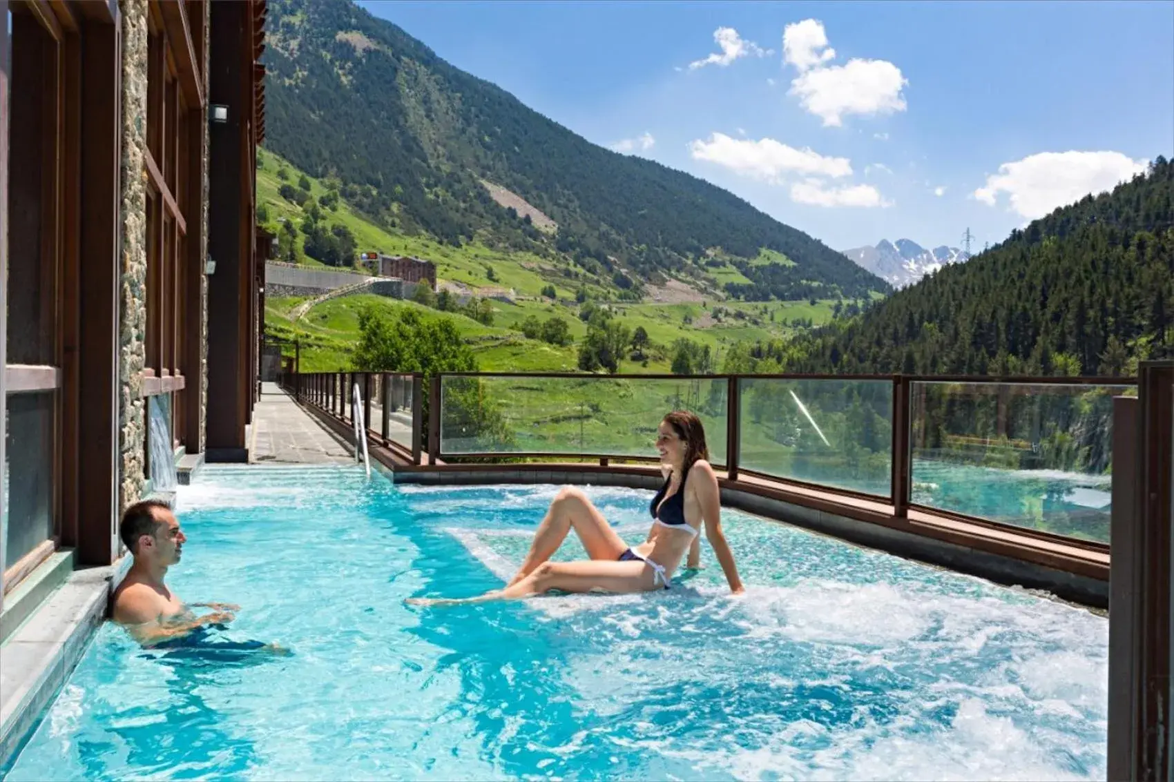 Mountain view, Swimming Pool in Sport Hotel Hermitage & Spa
