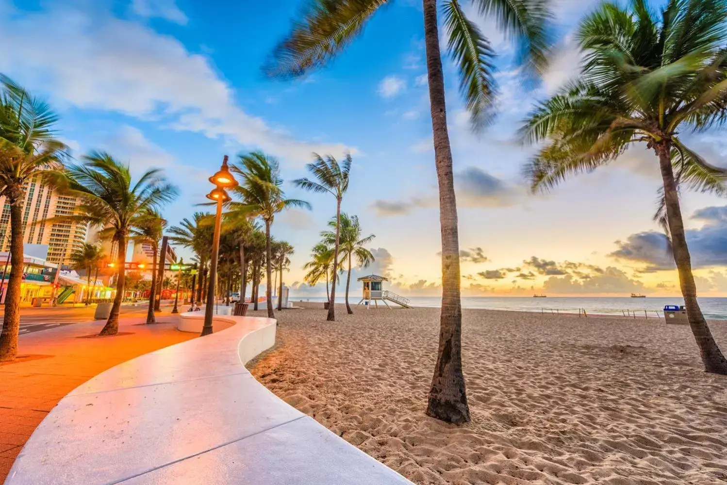 Beach in Alani Bay Condos