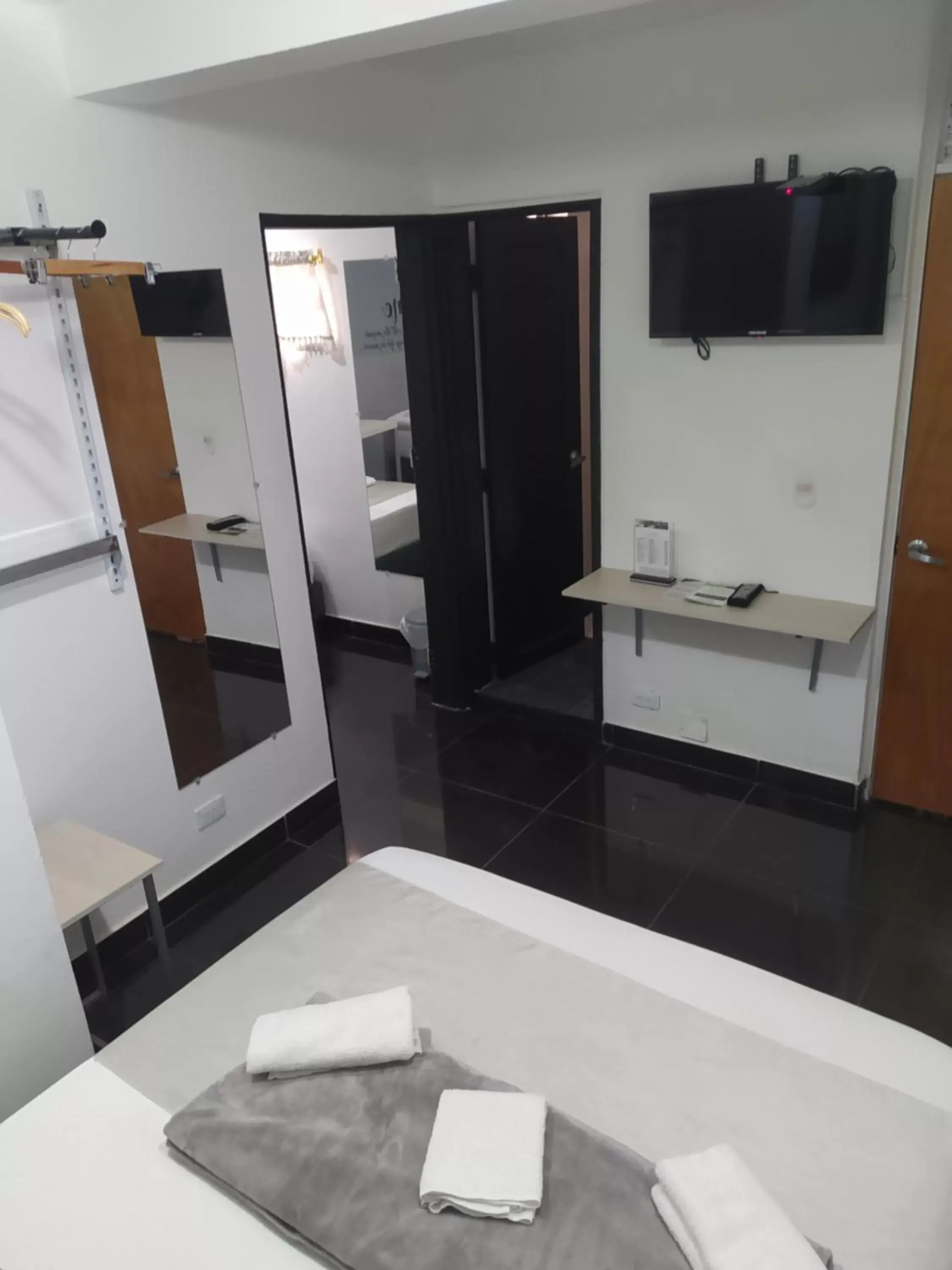 Triple Room in Hotel Aura Medellin Triple Room in Hotel Aura Medellin