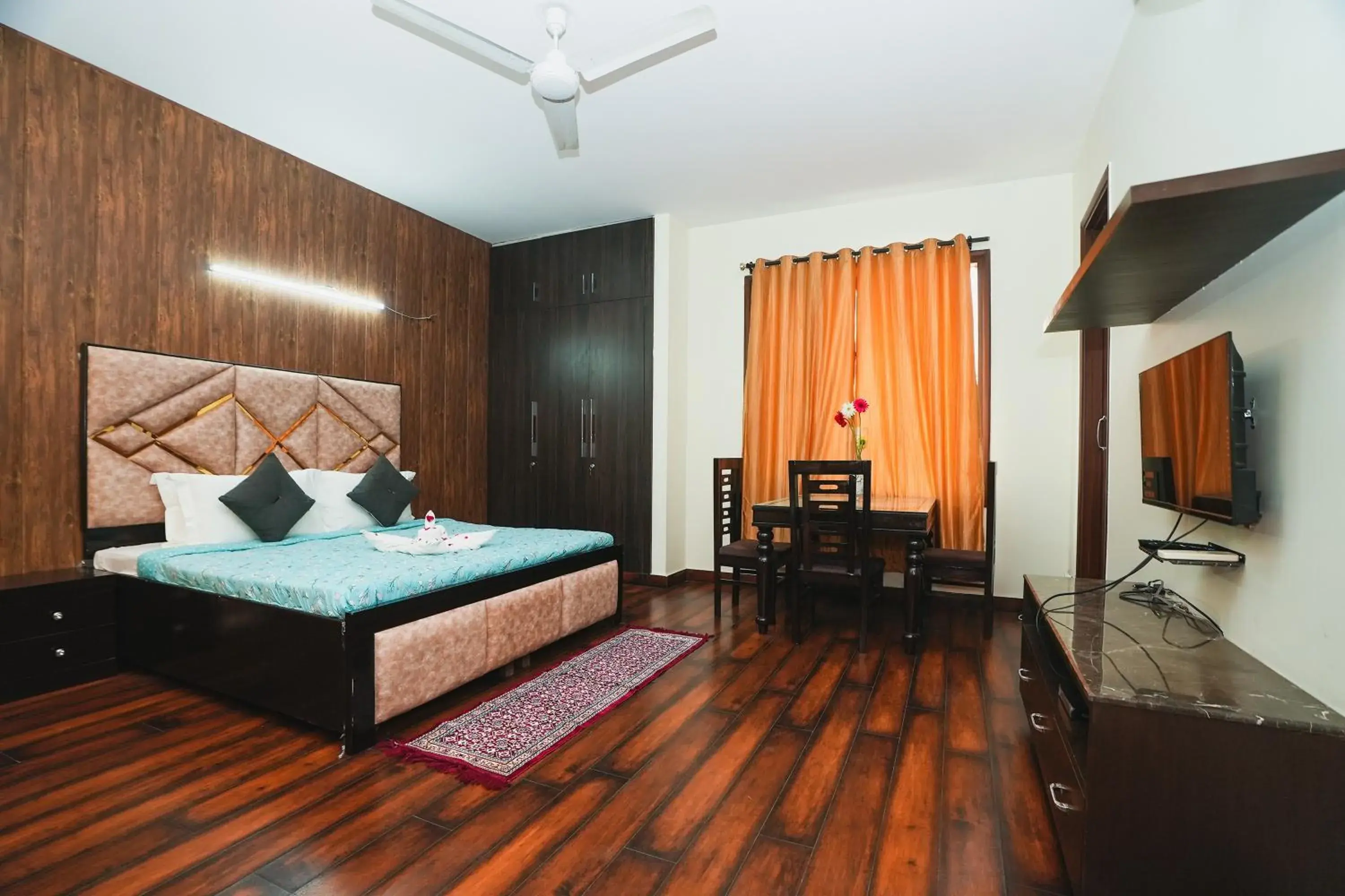 Bed in Mintstar Apartment and Suites, Chittaranjan Park